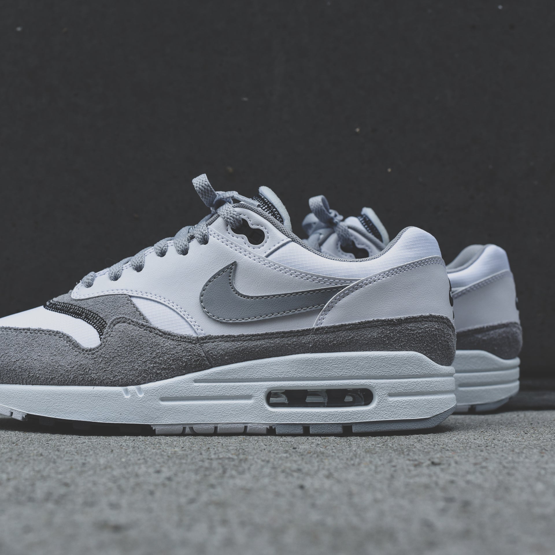 Nike Air Max 1 - White / Wolf Grey