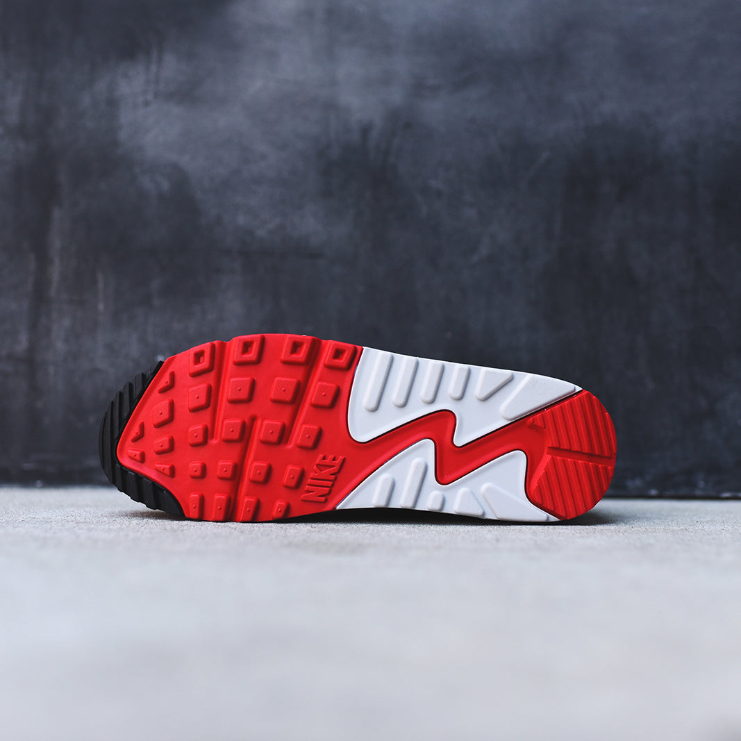 nike air max 90 white and university red