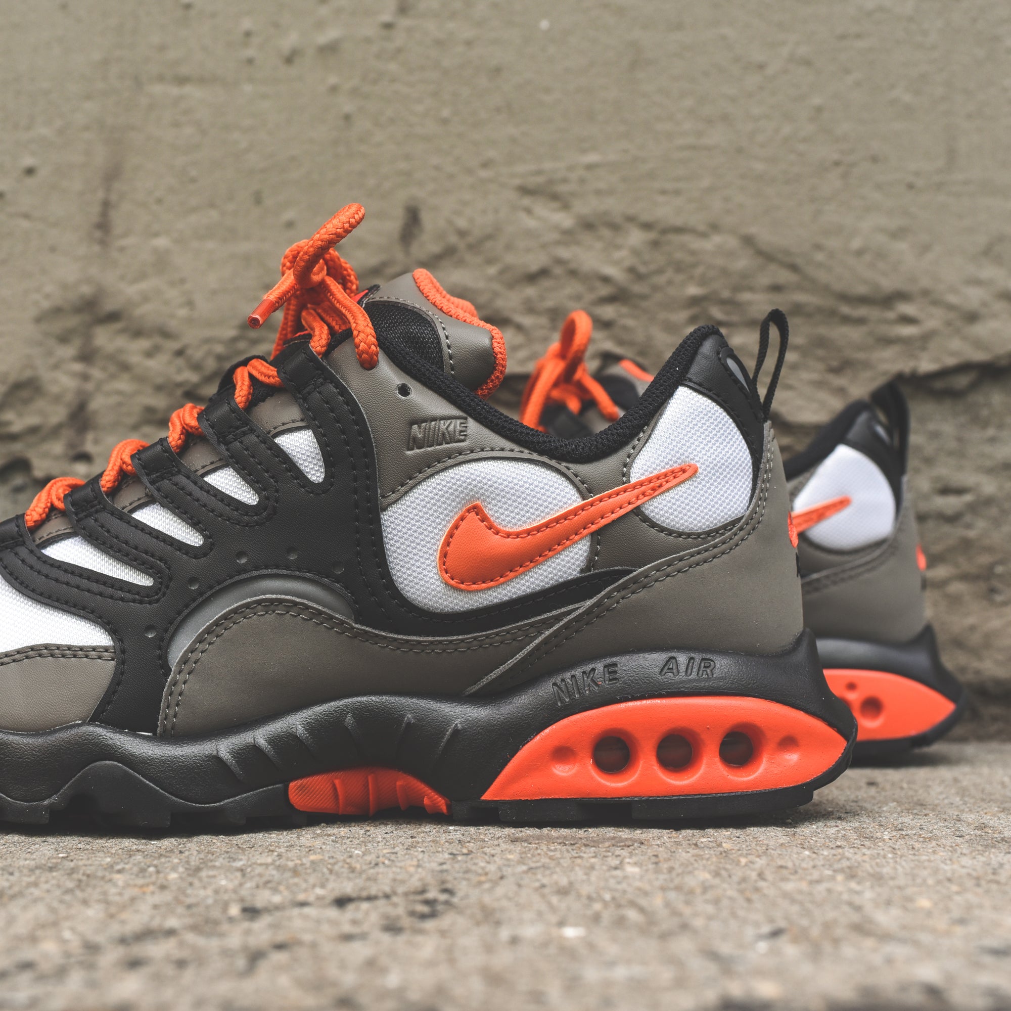 Nike Air Terra Humara '18 - Olive / Orange