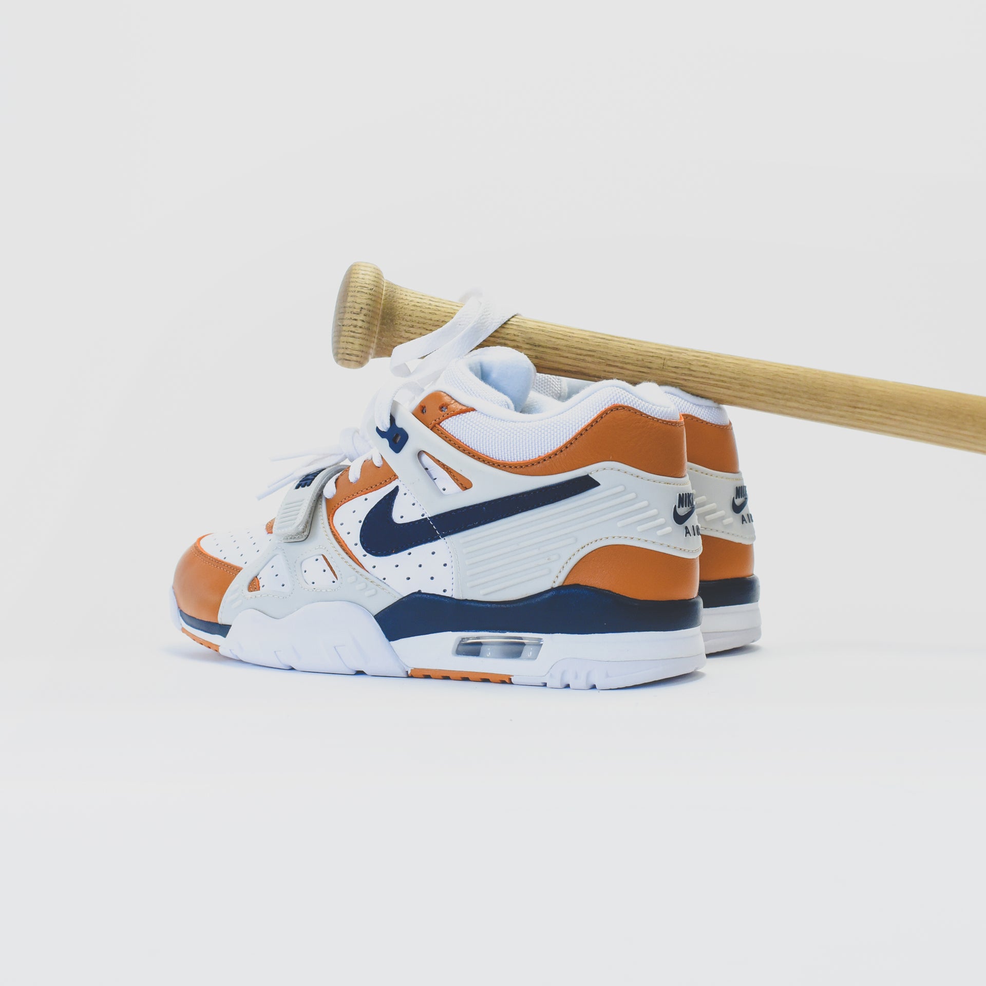Nike Air Trainer 3 - White / Midnight Navy / Ginger / Light Bone