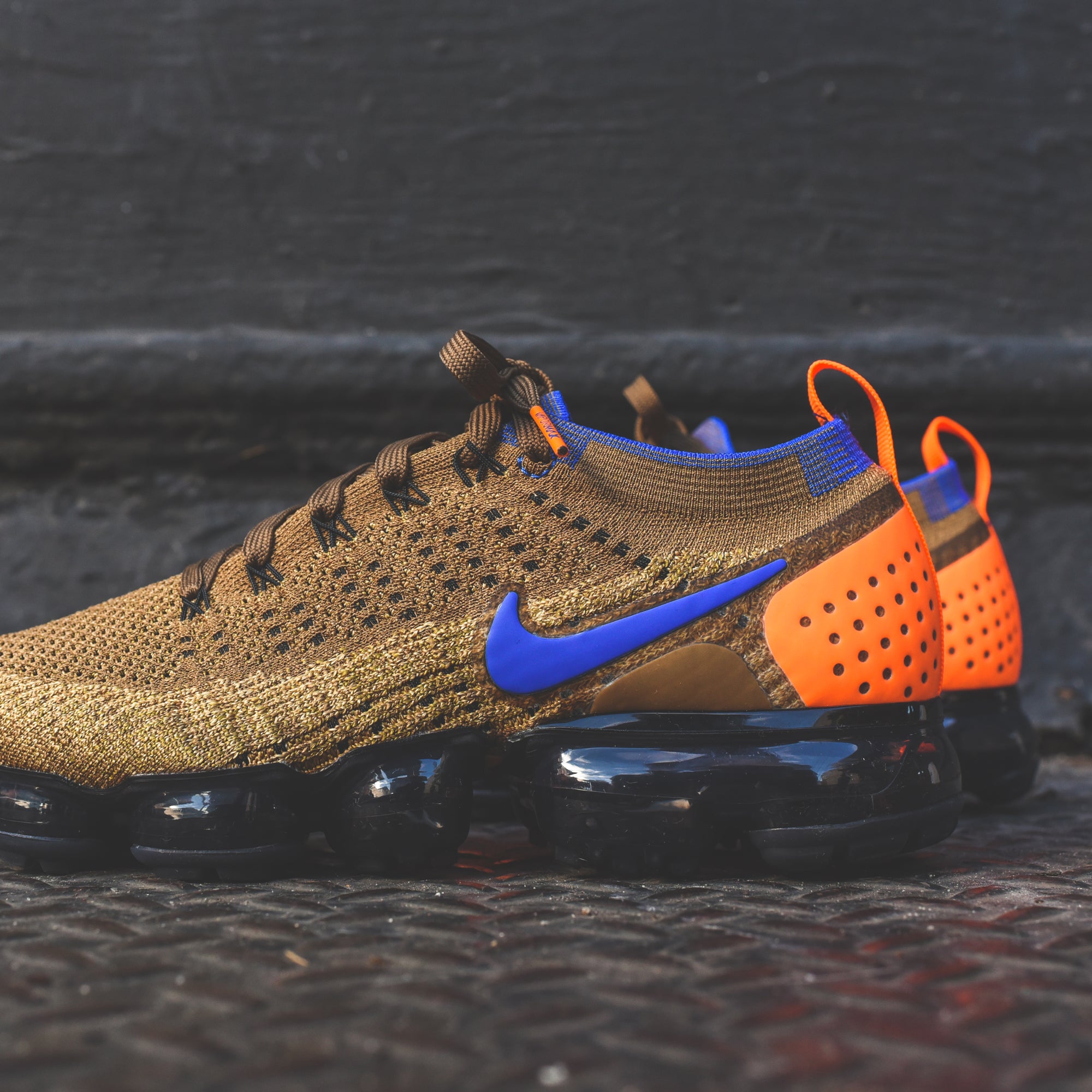 Nike Air VaporMax FK 2 - Golden Beige / Racer Blue / Club