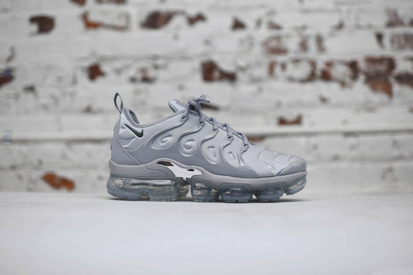 Vapormax plus wolf grey release date Clearance