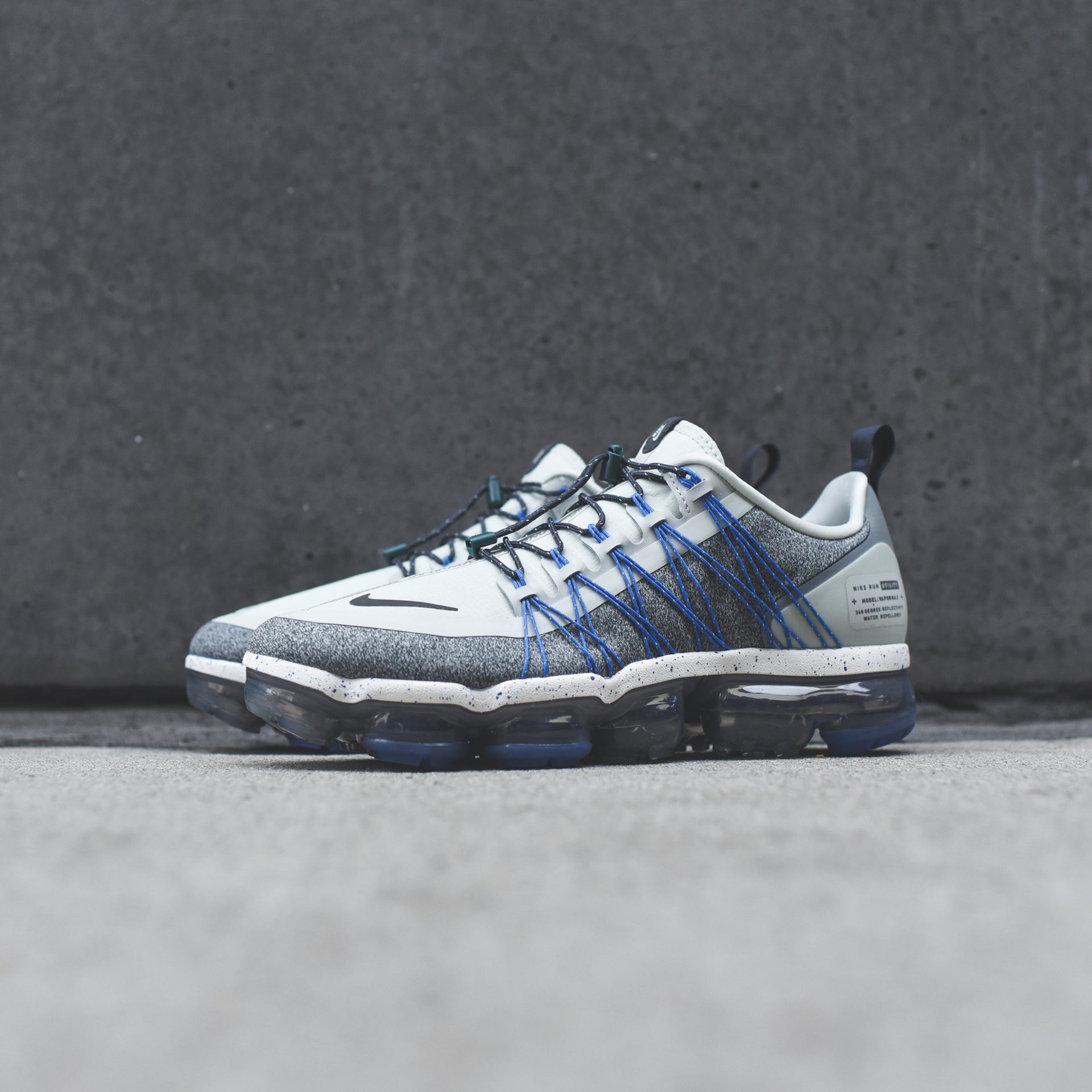 Nike Air VaporMax Utility - White / Silver