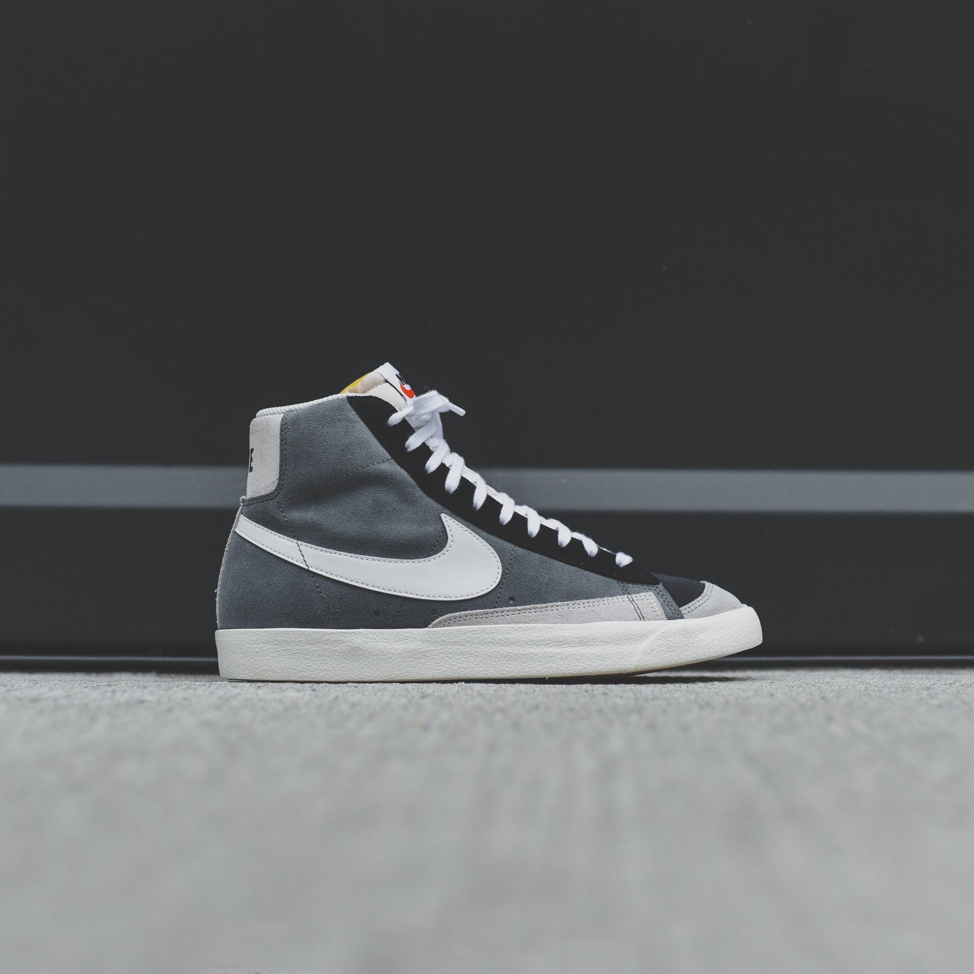 77 Grey Nike Blazer Mid 77 Vintage Gray Nike Blazer Mid 77