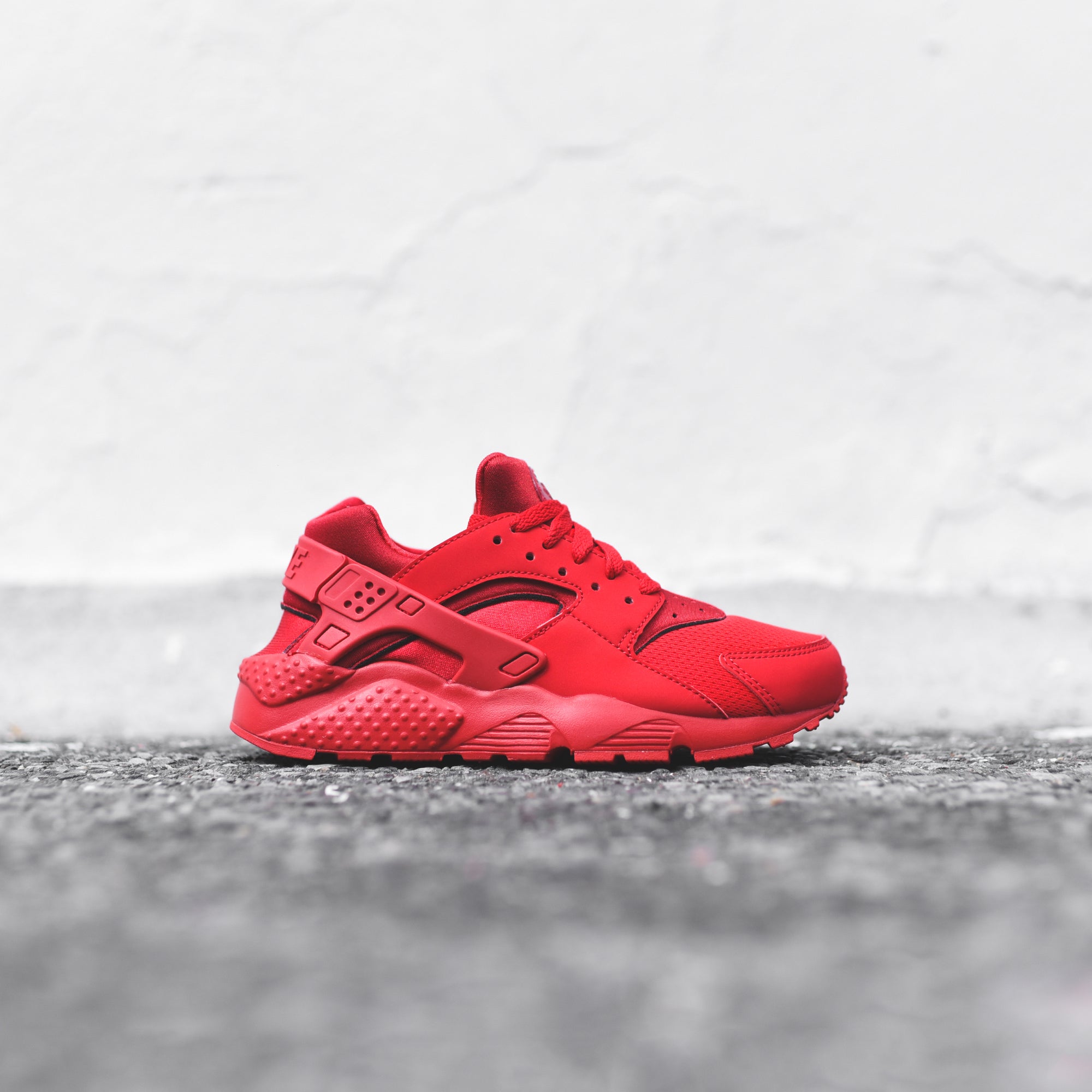 white huaraches grade school