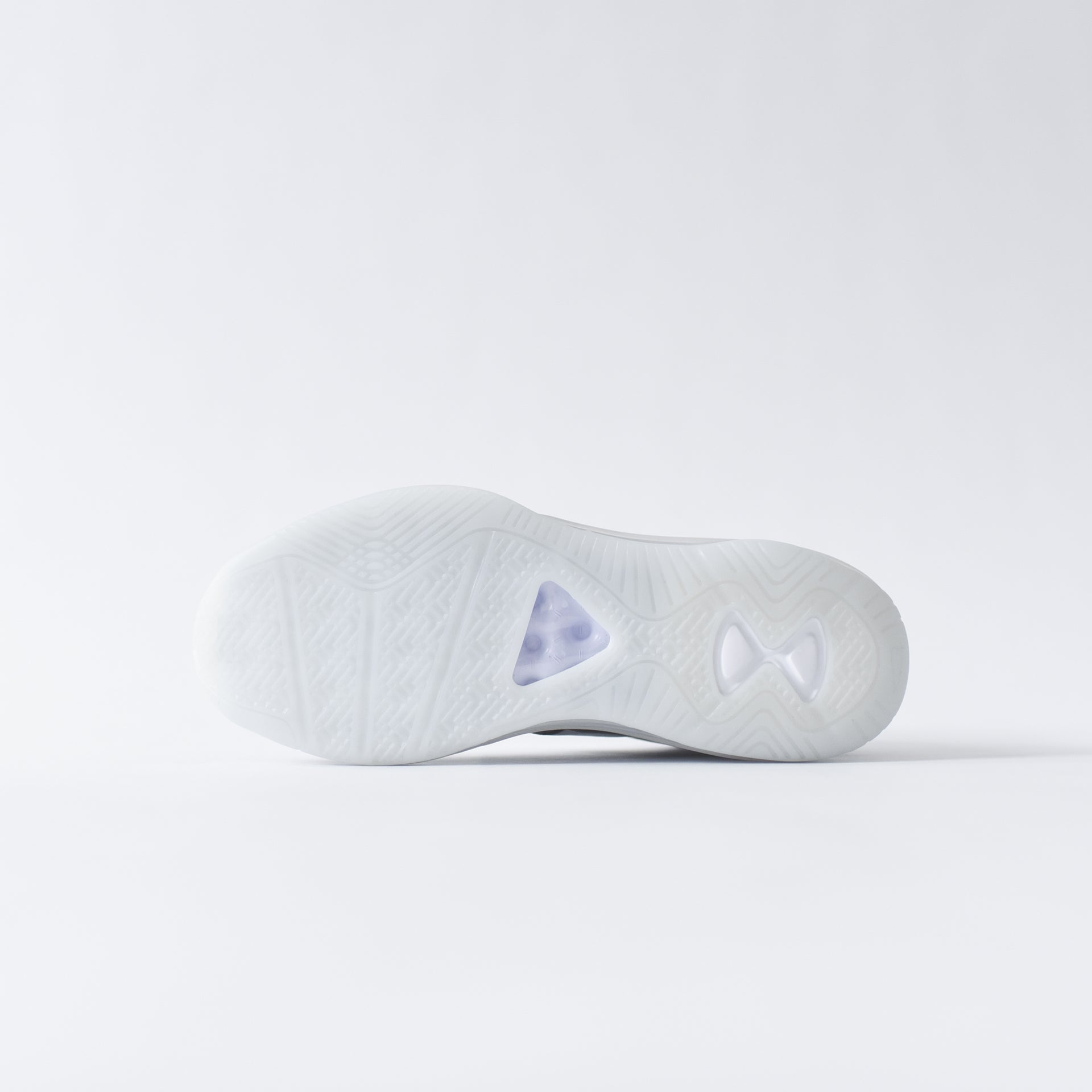 Nike x John Elliott LeBron Icon - White / Black