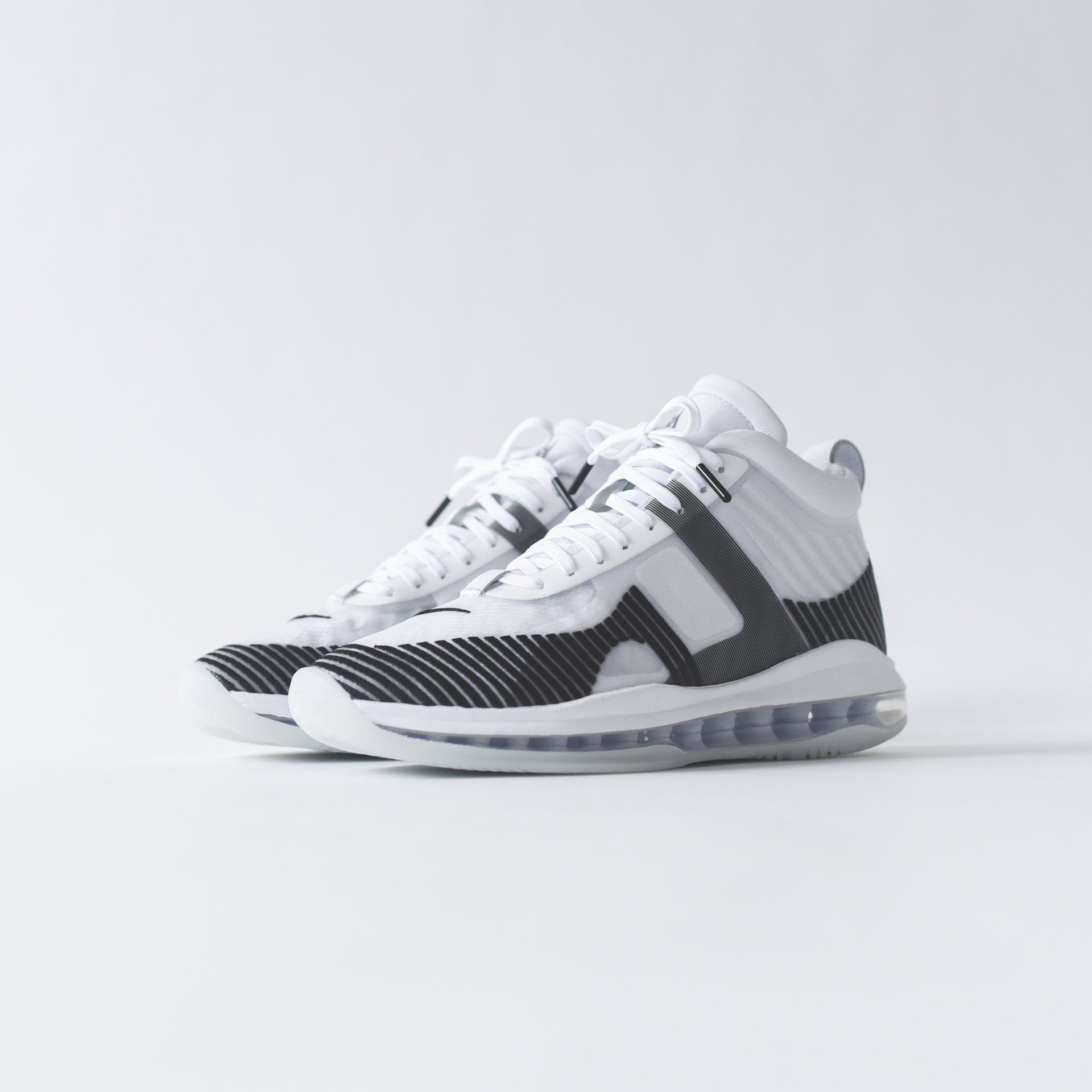 Nike x John Elliott LeBron Icon - White / Black