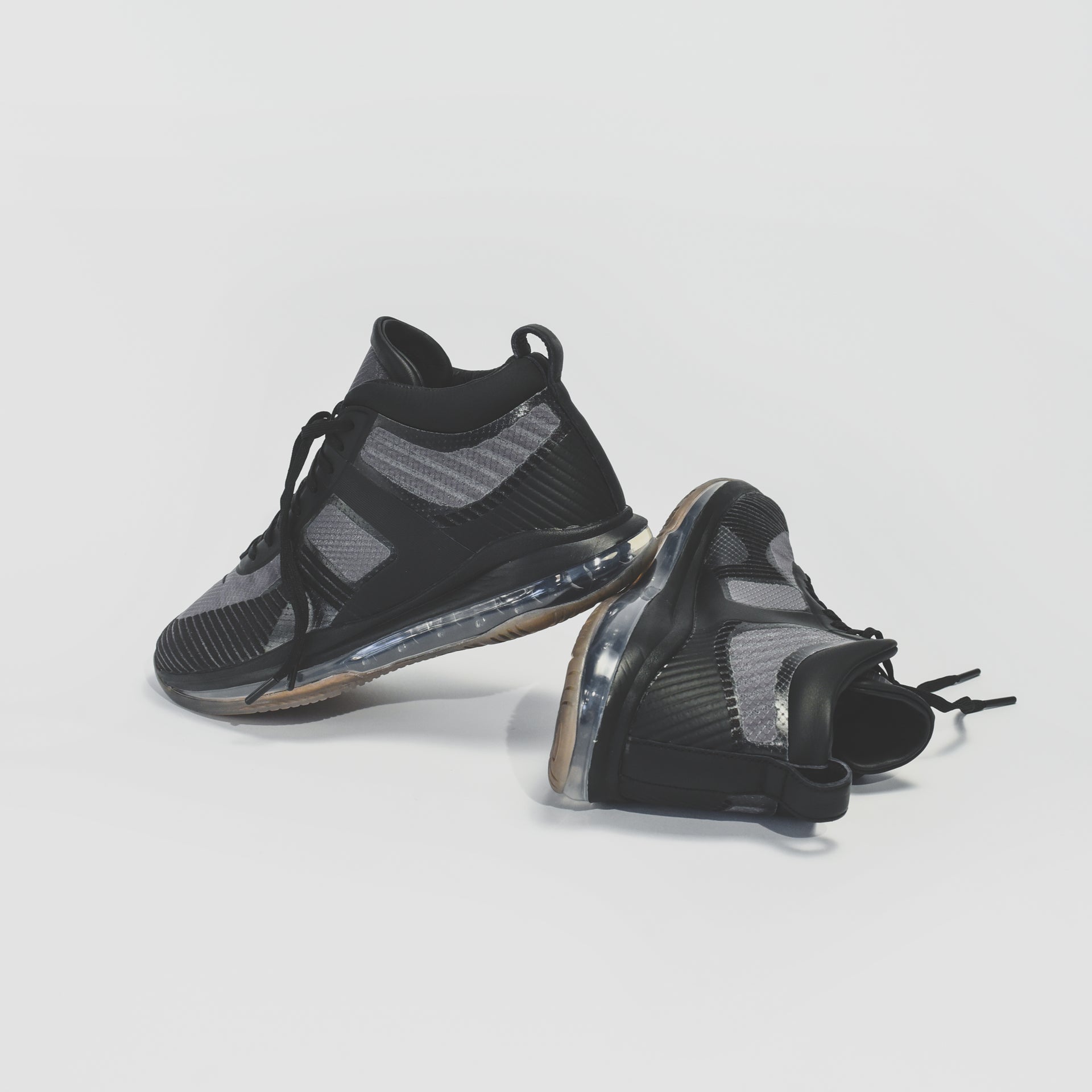 Nike x John Elliott LeBron Icon - Black / Gum / Light Brown