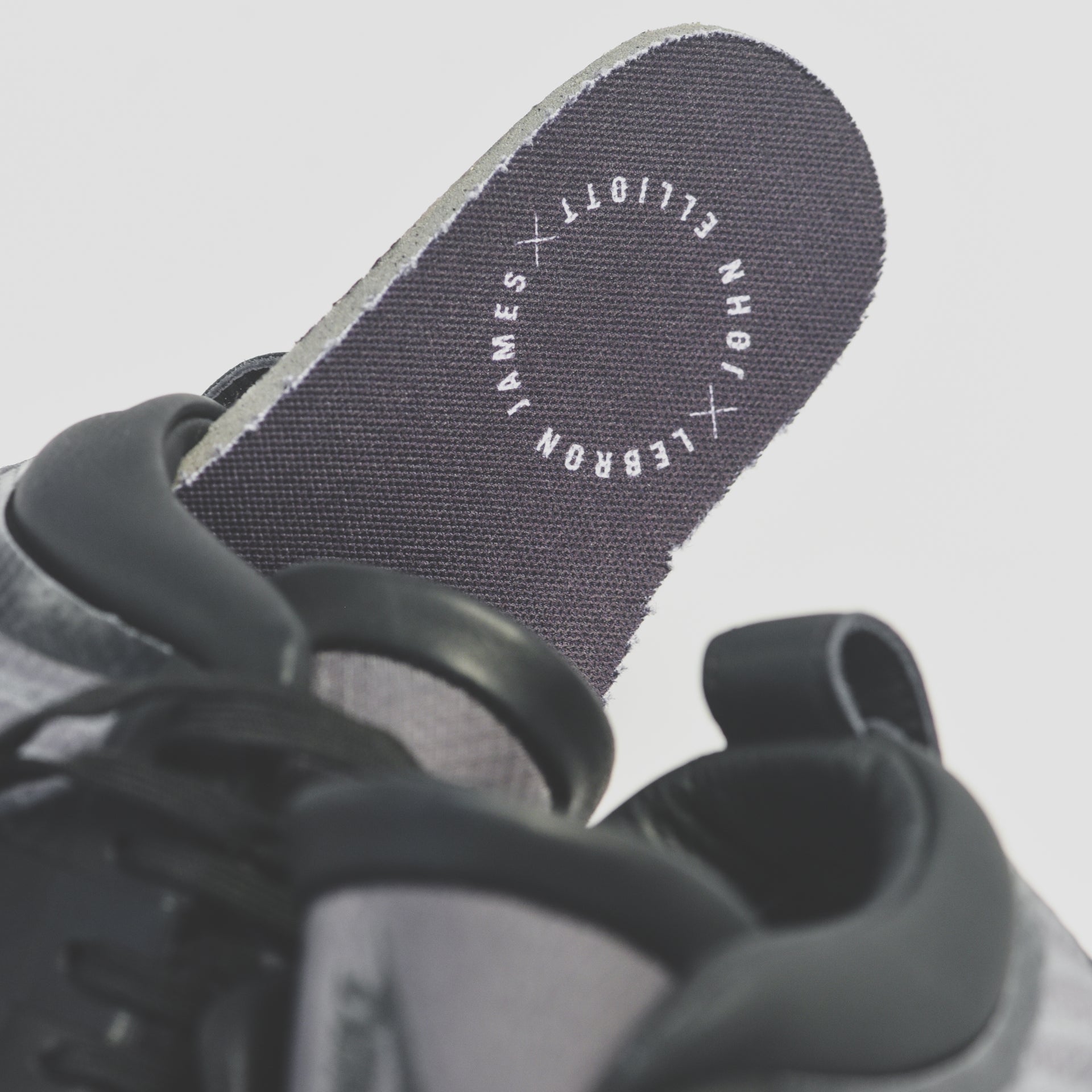 Nike x John Elliott LeBron Icon - Black / Gum / Light Brown