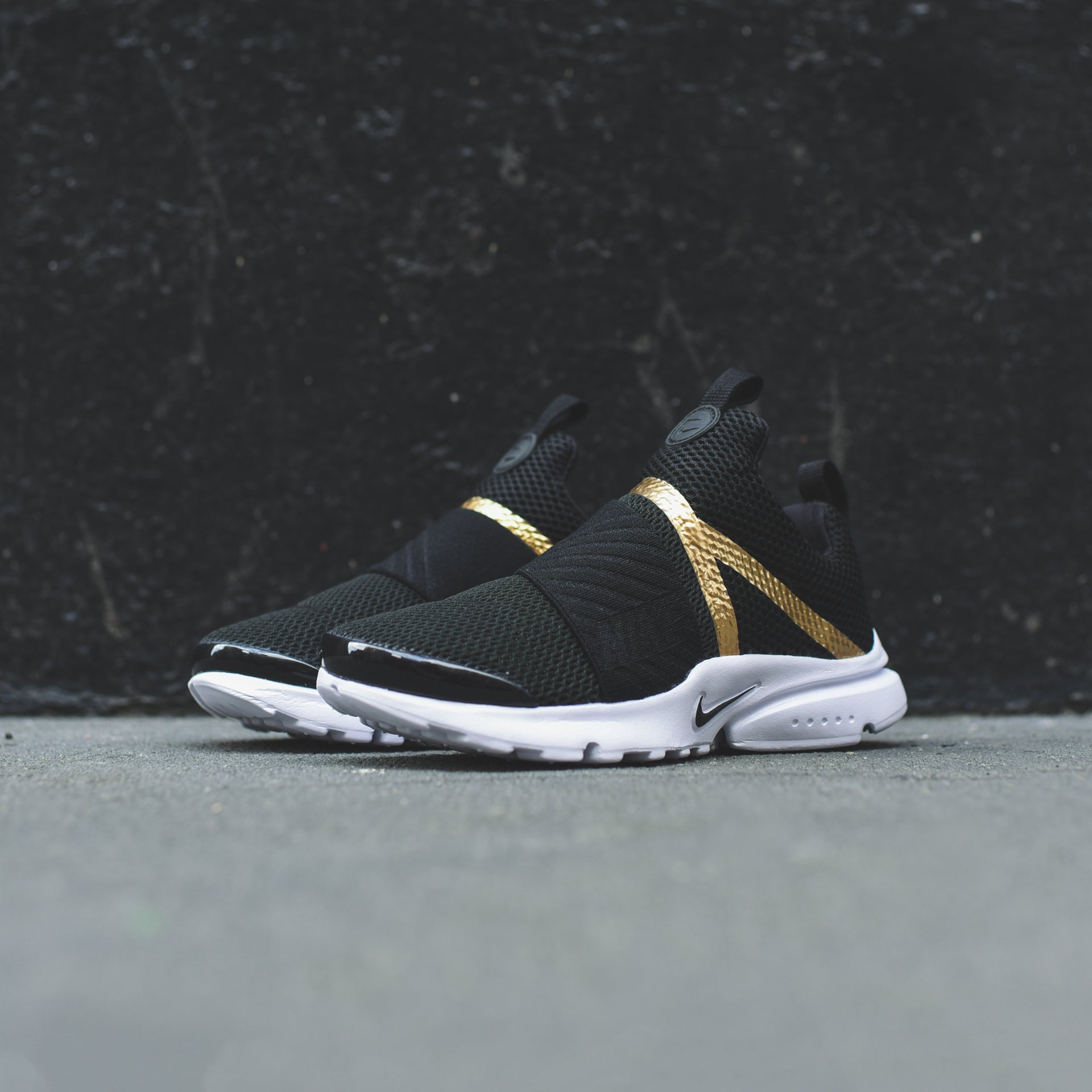 Nike Pre-School Presto Extreme - Black / Metallic Gold / White