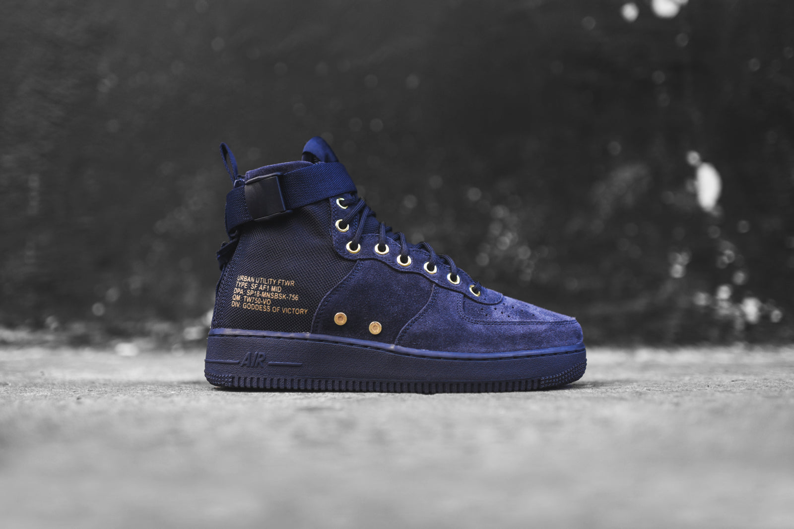 Nike SF AF1 Mid Obsidian