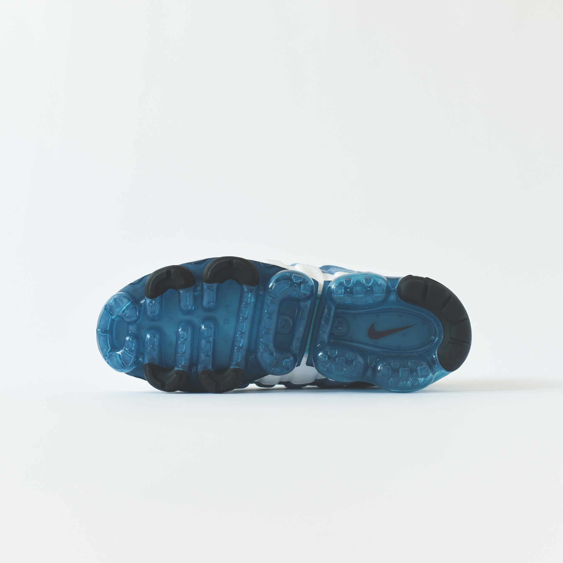 Nike Air VaporMax '95 - White / New Green / French Blue Lake