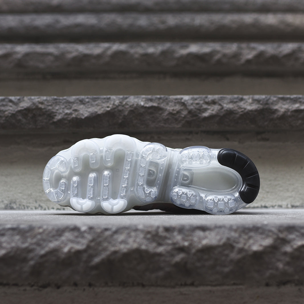 vapormax utility light bone