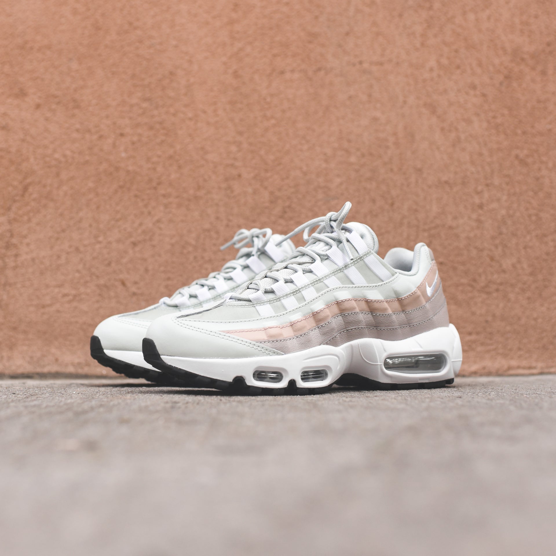 Nike WMNS Air Max 95 Silver Beige – Kith