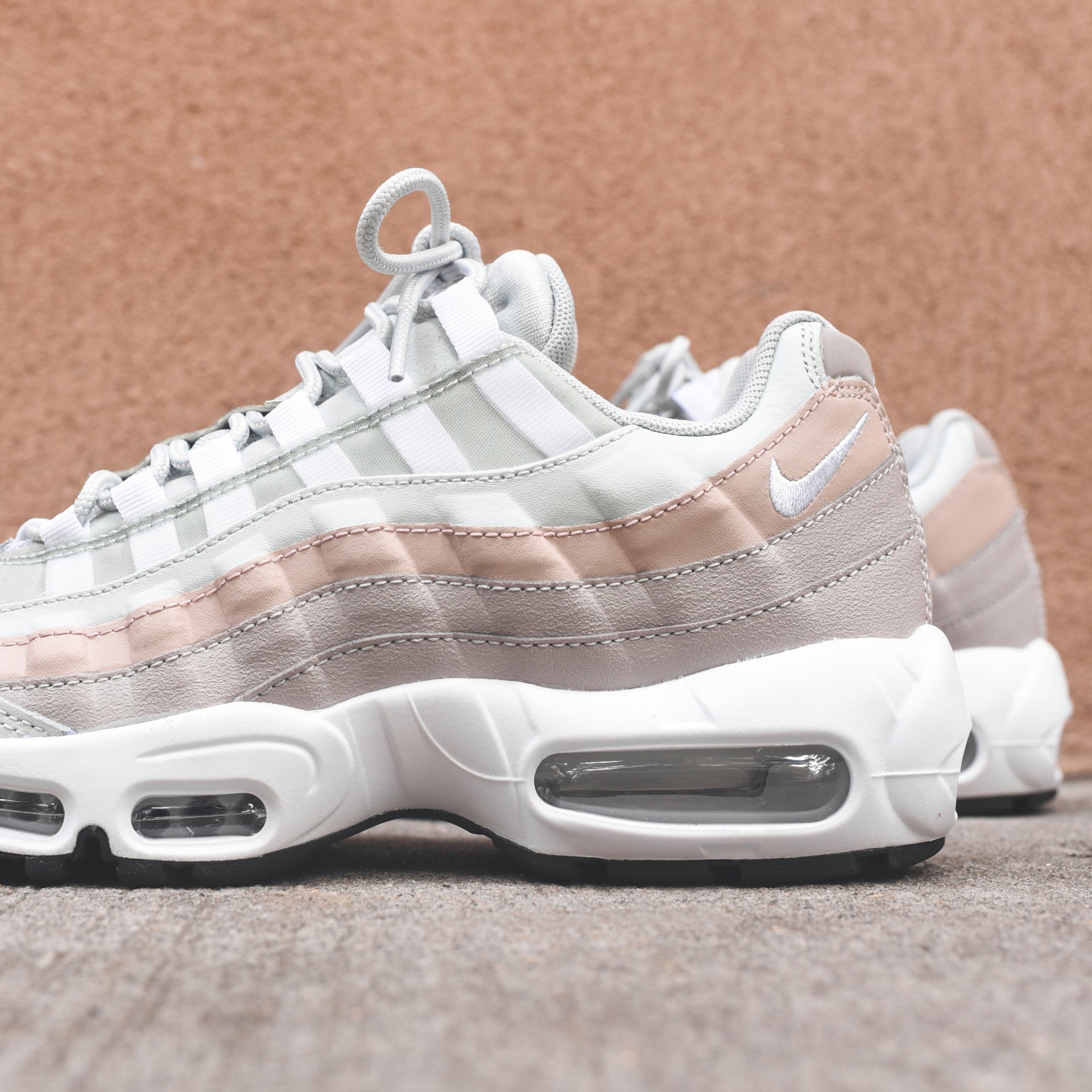 Nike WMNS Air Max 95 - Silver / Beige
