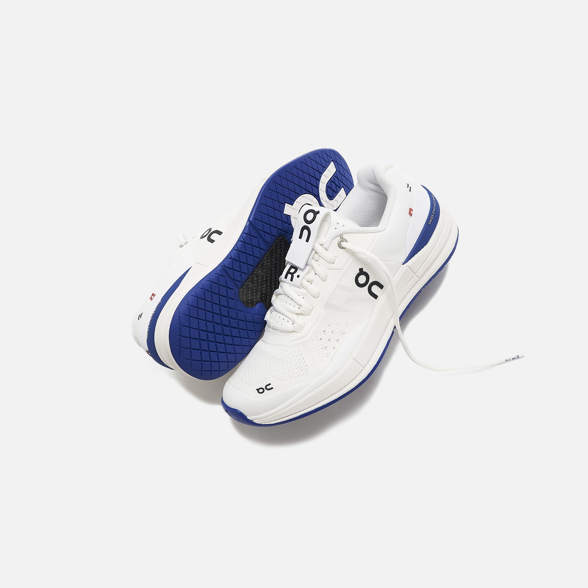 The WMNS Roger Pro by On - White / Indigo