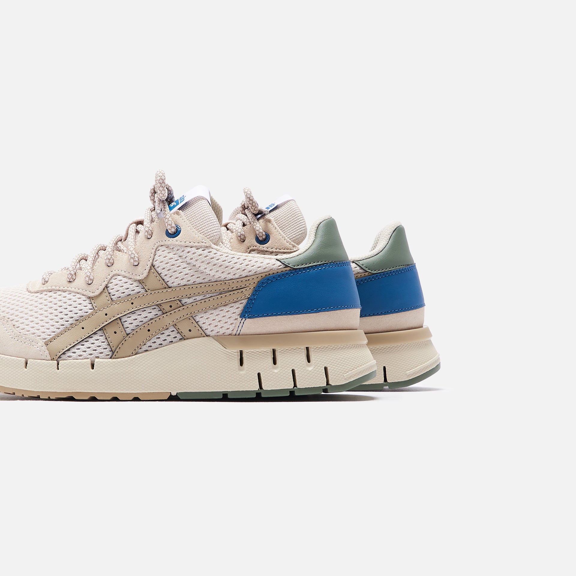 Onitsuka Tiger Rebilac Runner - Oatmeal / Wood Crepe