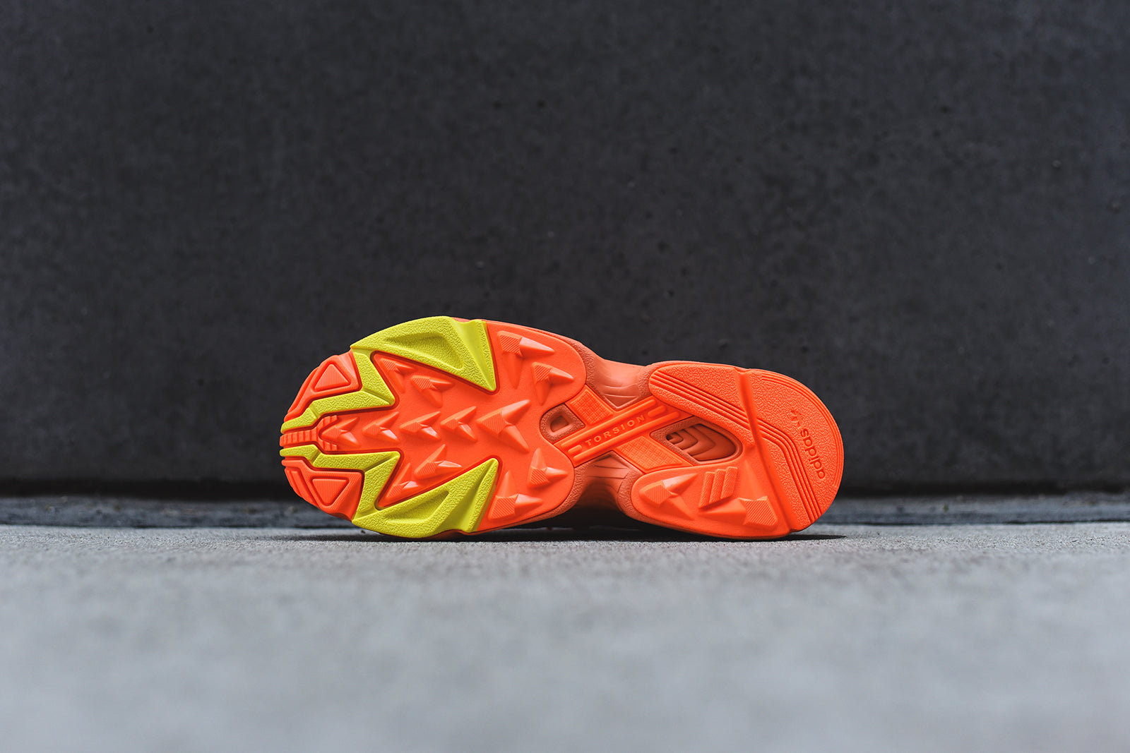 adidas Originals Yung 1 - Hi Res Orange / Navy