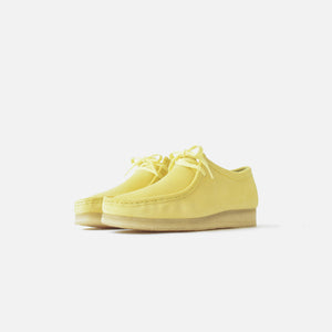 Clarks Wallabee - Pale Yellow