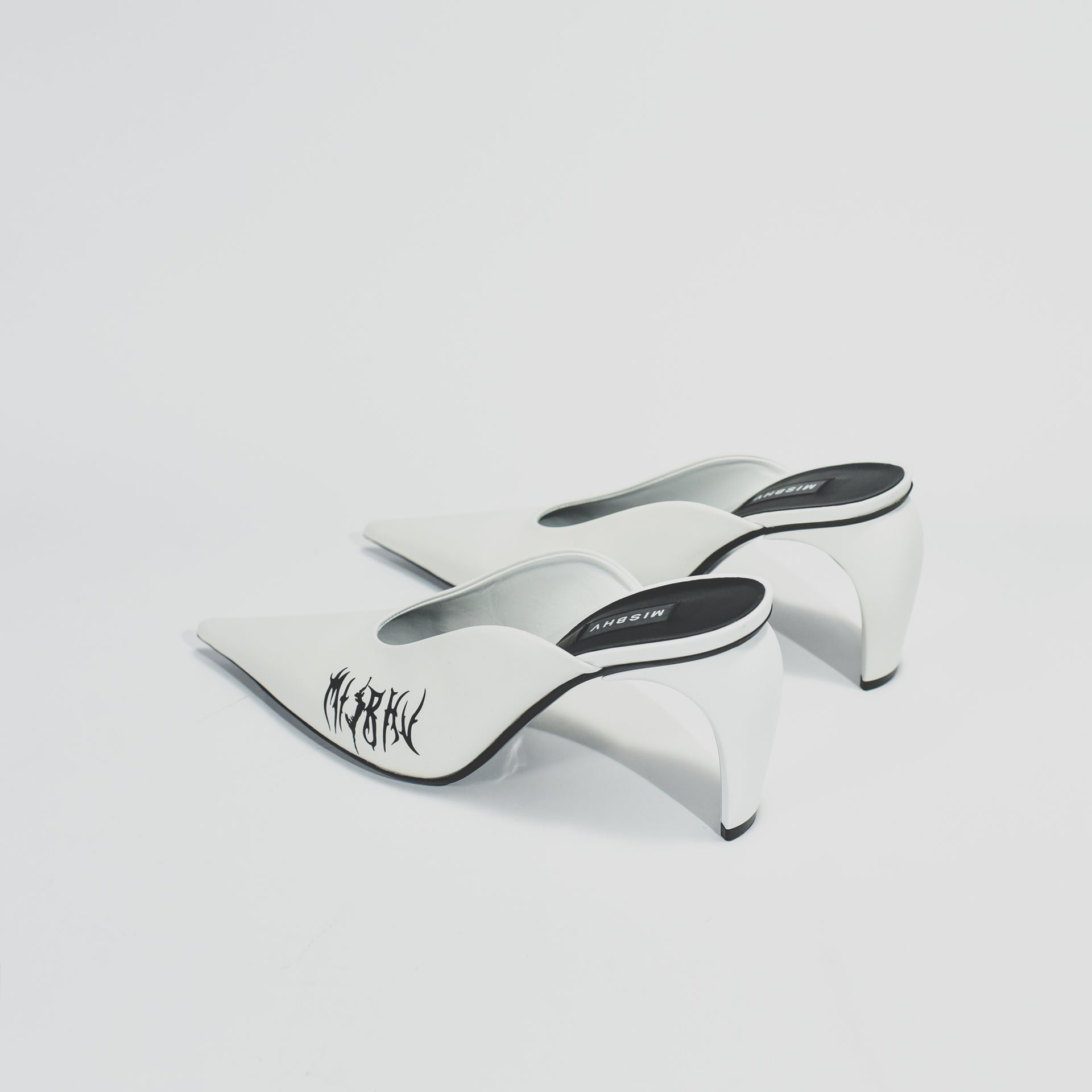 MISBHV WMNS Pandora Slicer Mules - White