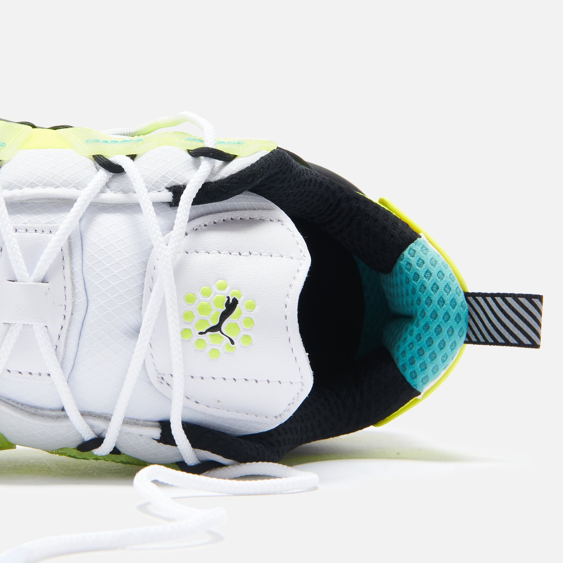 Puma LQD Cell Omega Lab - White / Yellow Alert