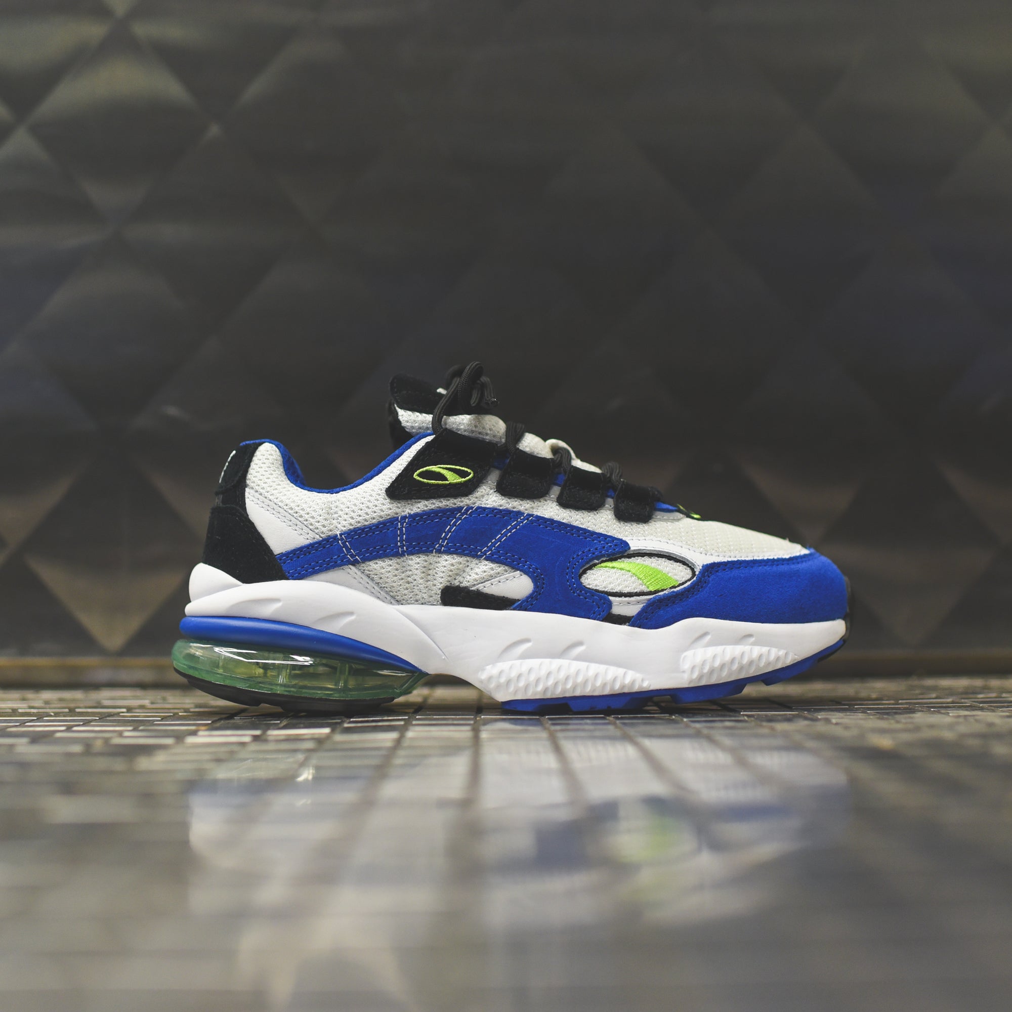 Puma cell top venom queen
