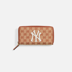 What Goes Around Comes Around Gucci Canvas NY Yankees Zip Wallet - Brown