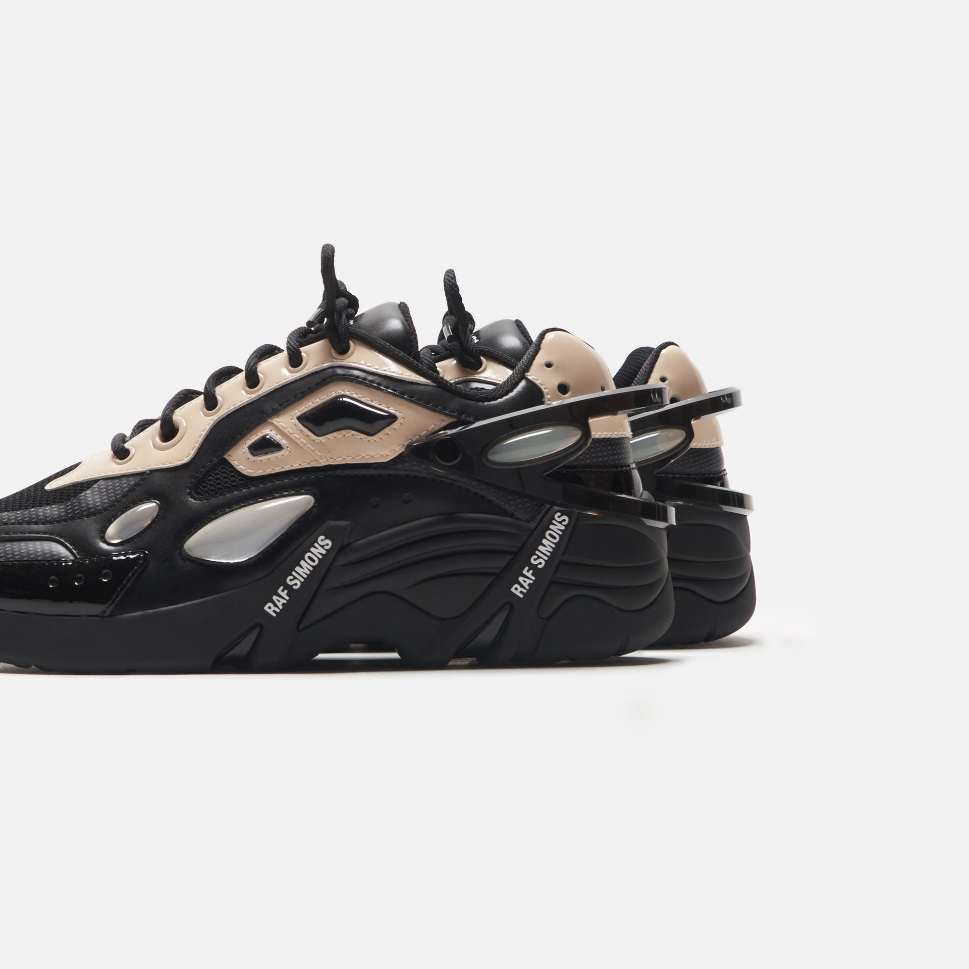 Raf Simons Cylon 21 - Cream / Black