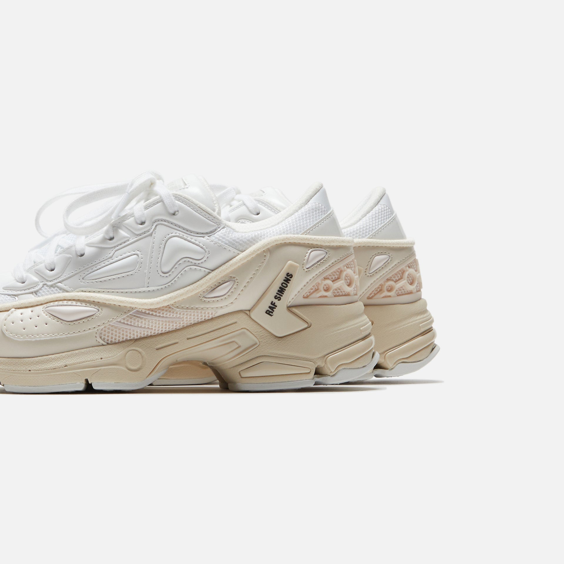 Raf Simons Pharaxus - Off-White / Cream