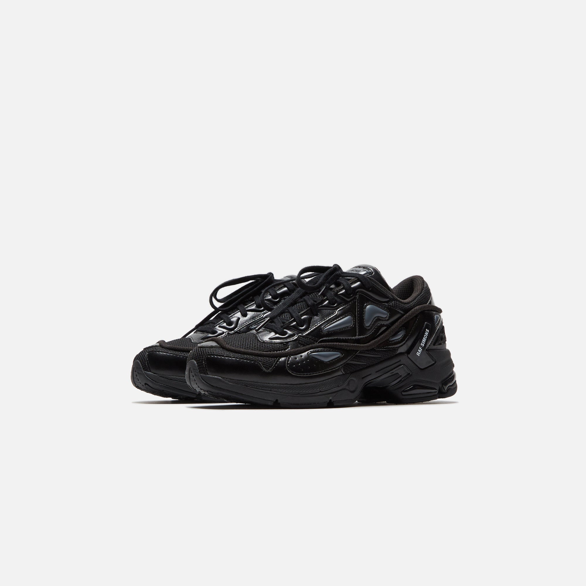 Amazon.com: Raf Simons, Pre-loved Men's Pharaxus, Eu 40