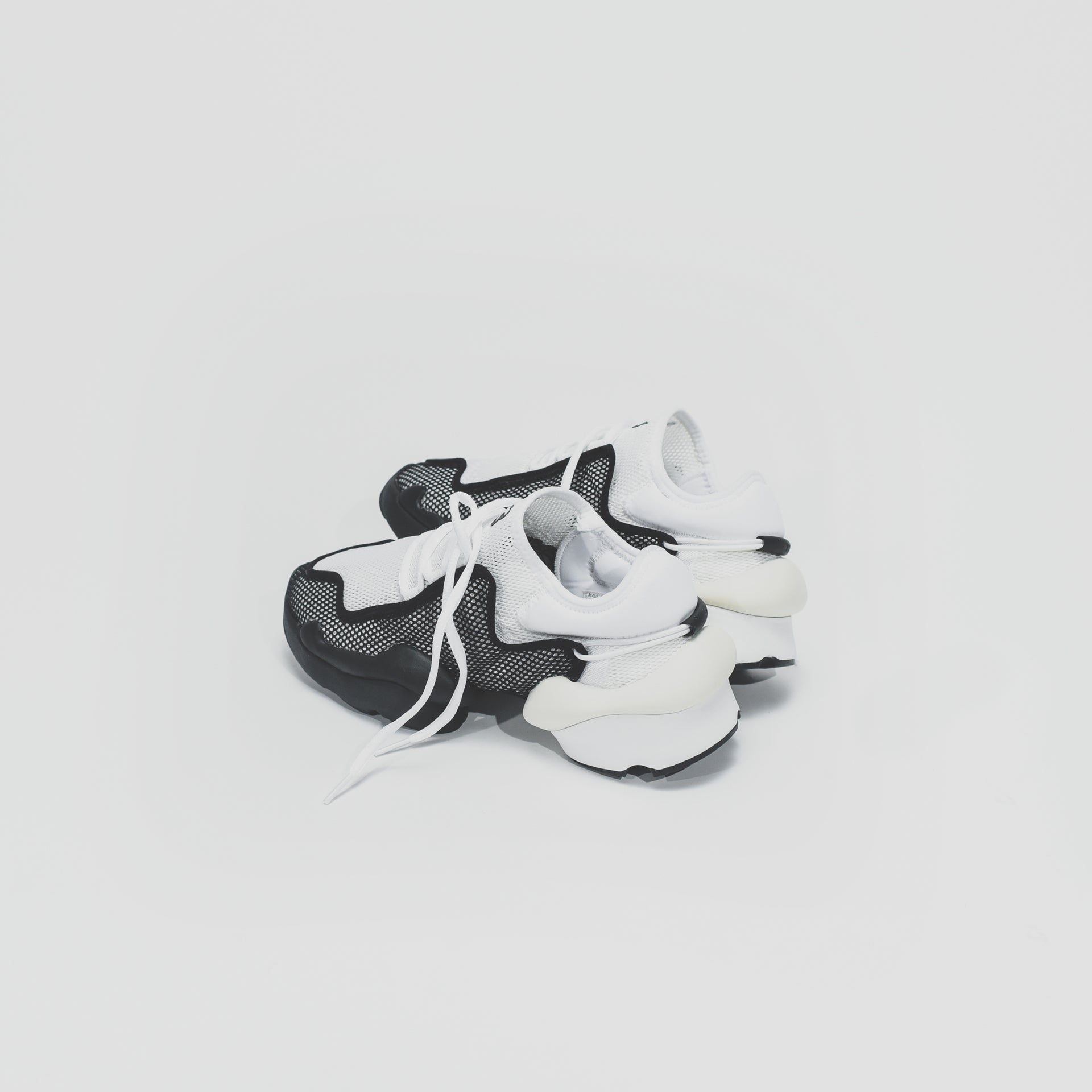 Y-3 Ren - Black / White