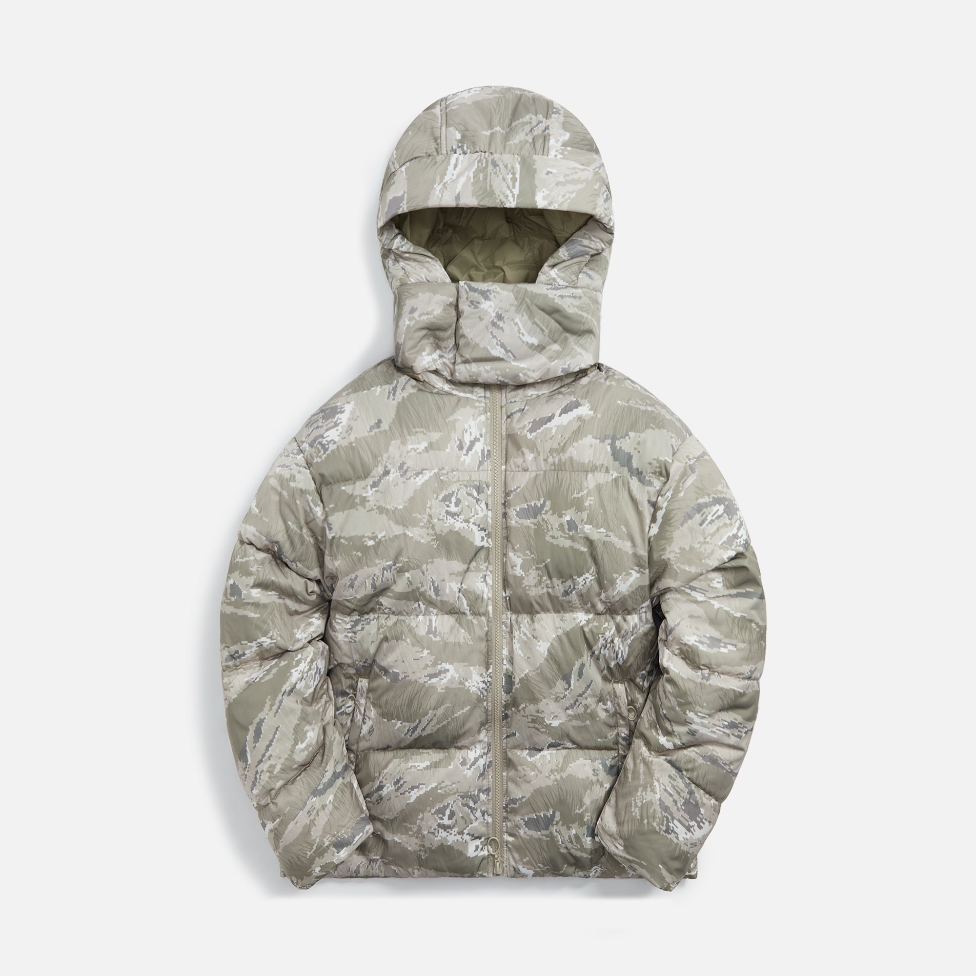 Crop camo hotsell puffer jacket