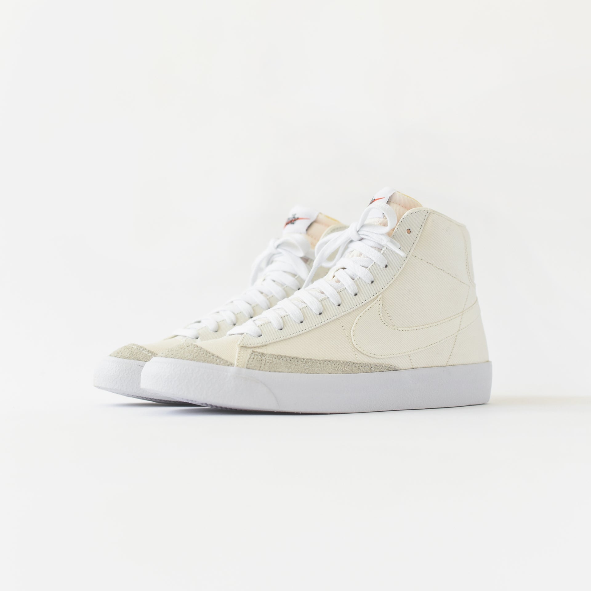 Nike Blazer Mid '77 - Vintage Sail / White