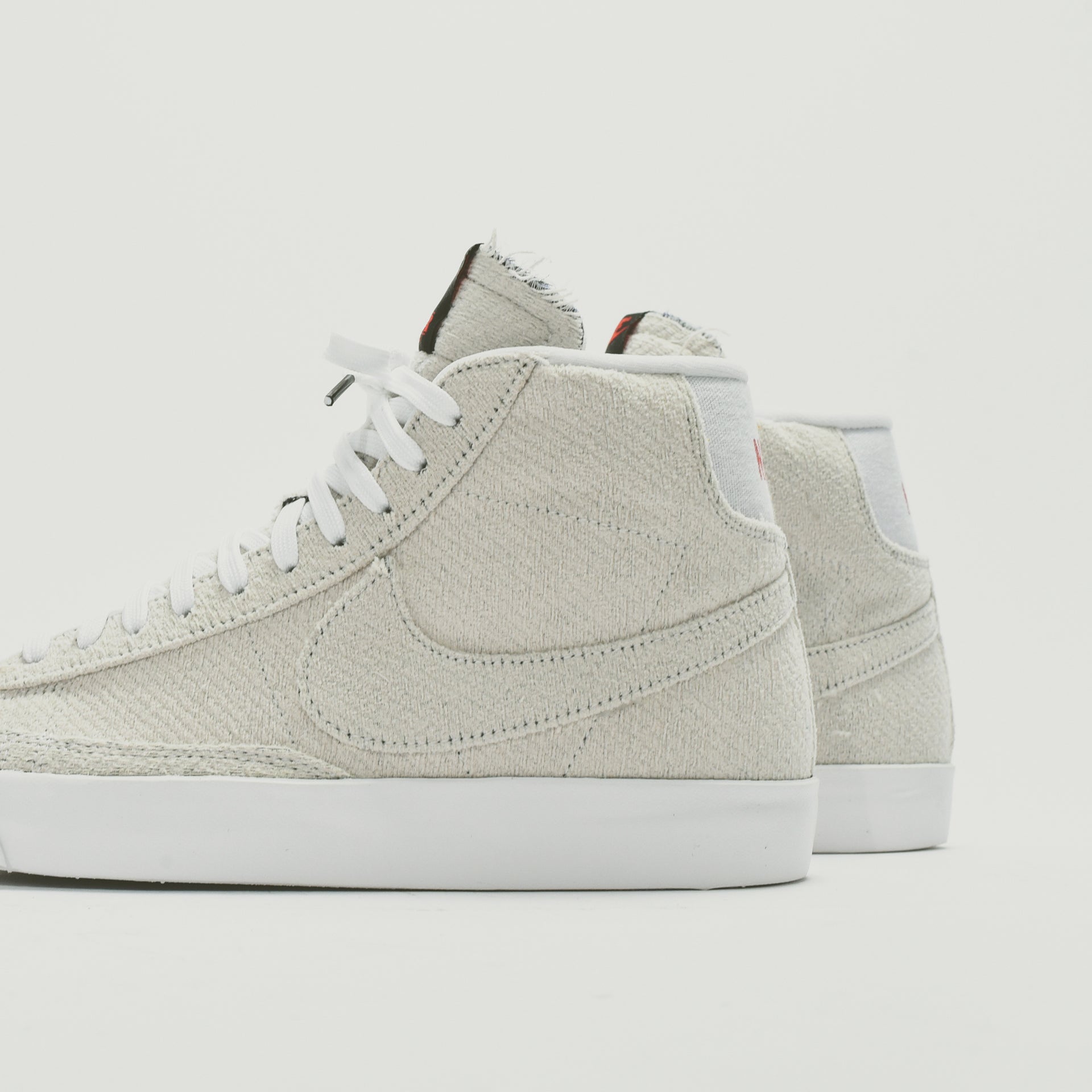Nike x Stranger Things Blazer Mid UD - Sail / Deep Royal Blue
