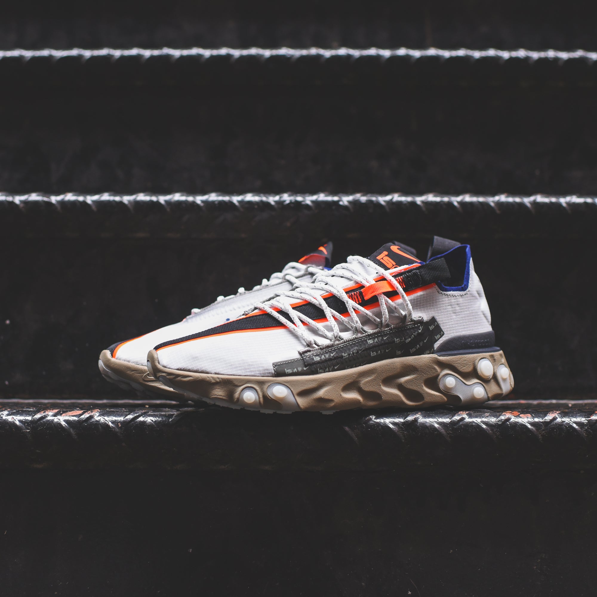 nike ispa react white