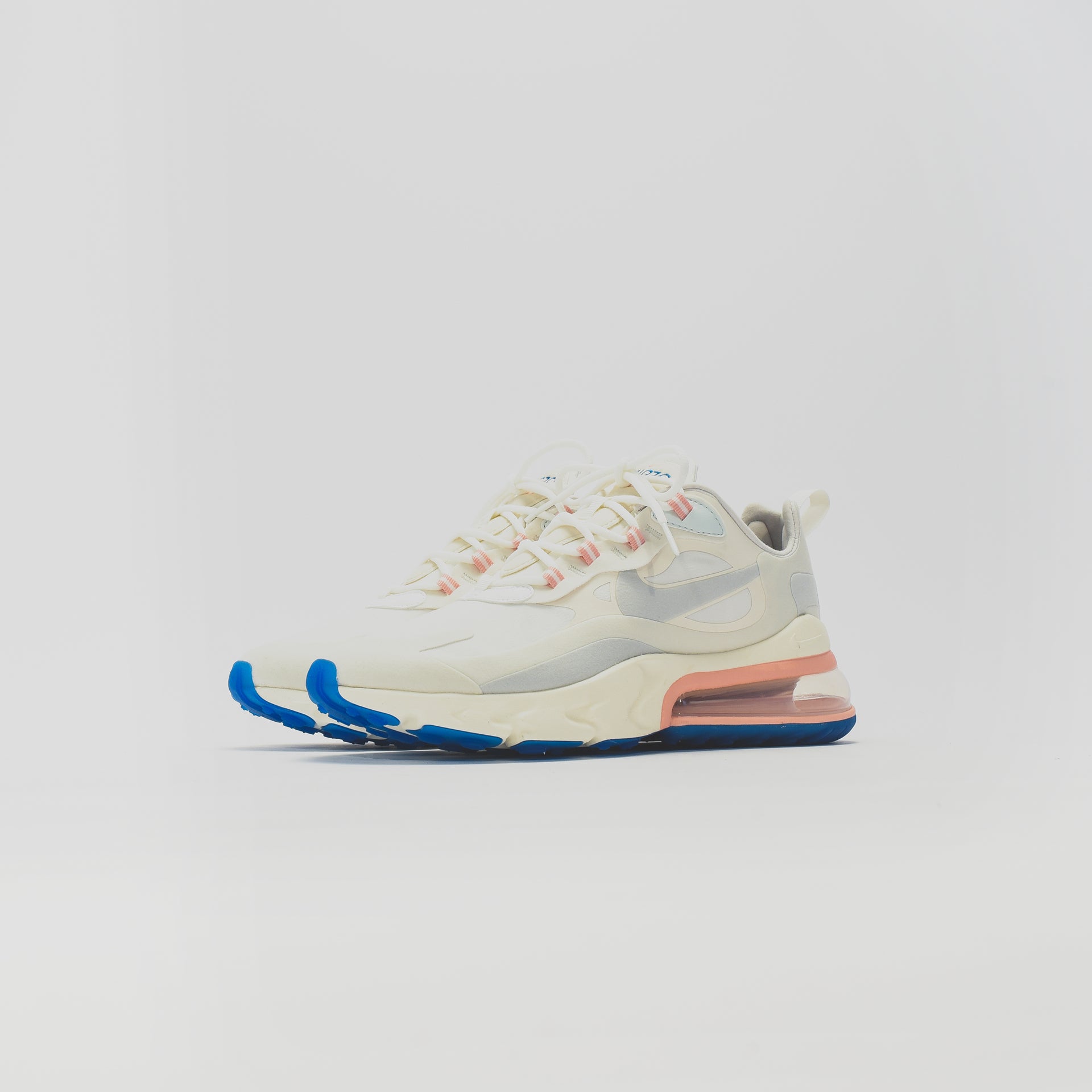 Nike WMNS Air Max 270 React - Summit White / Ghost Aqua / Phantom