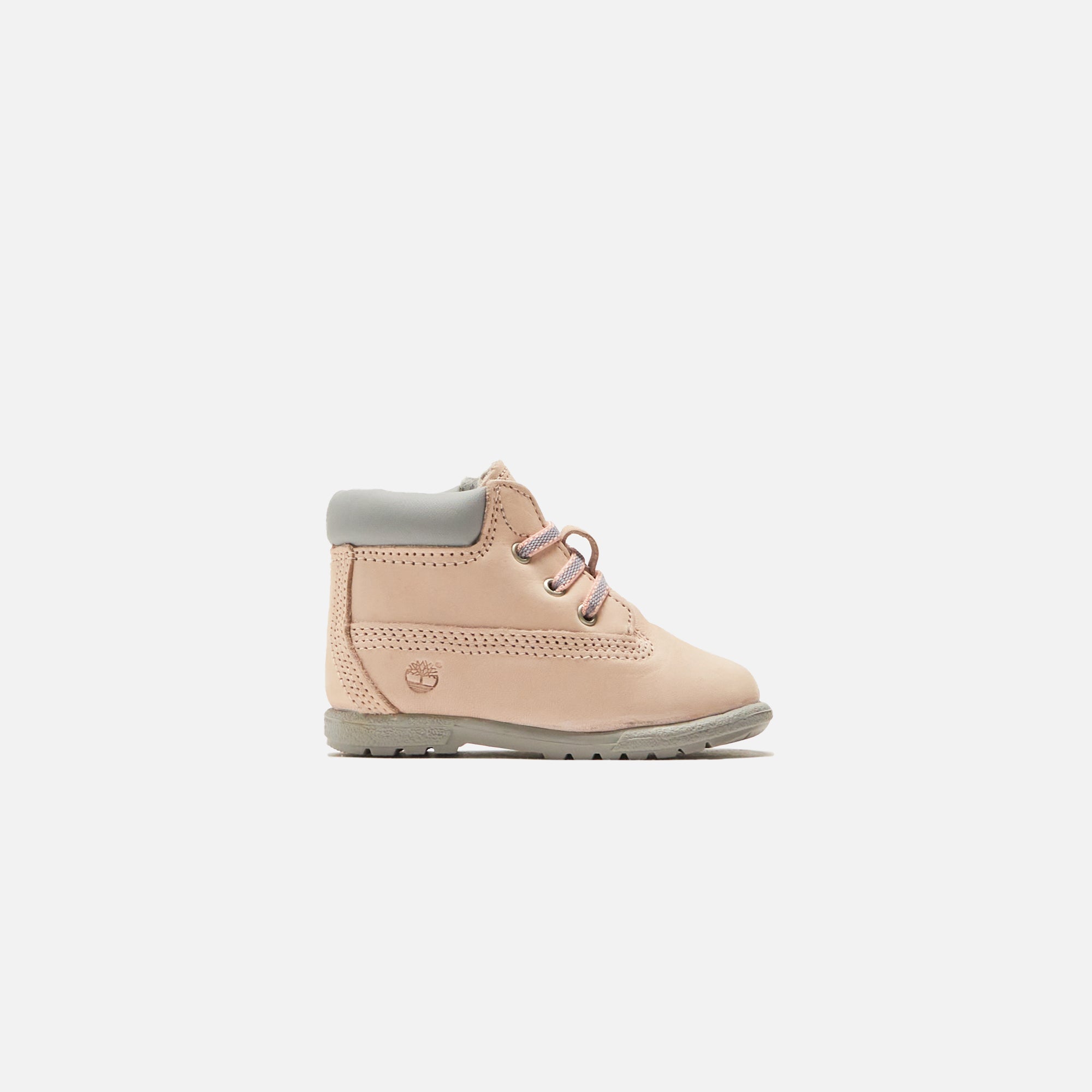 Baby pink sale timberlands with bow