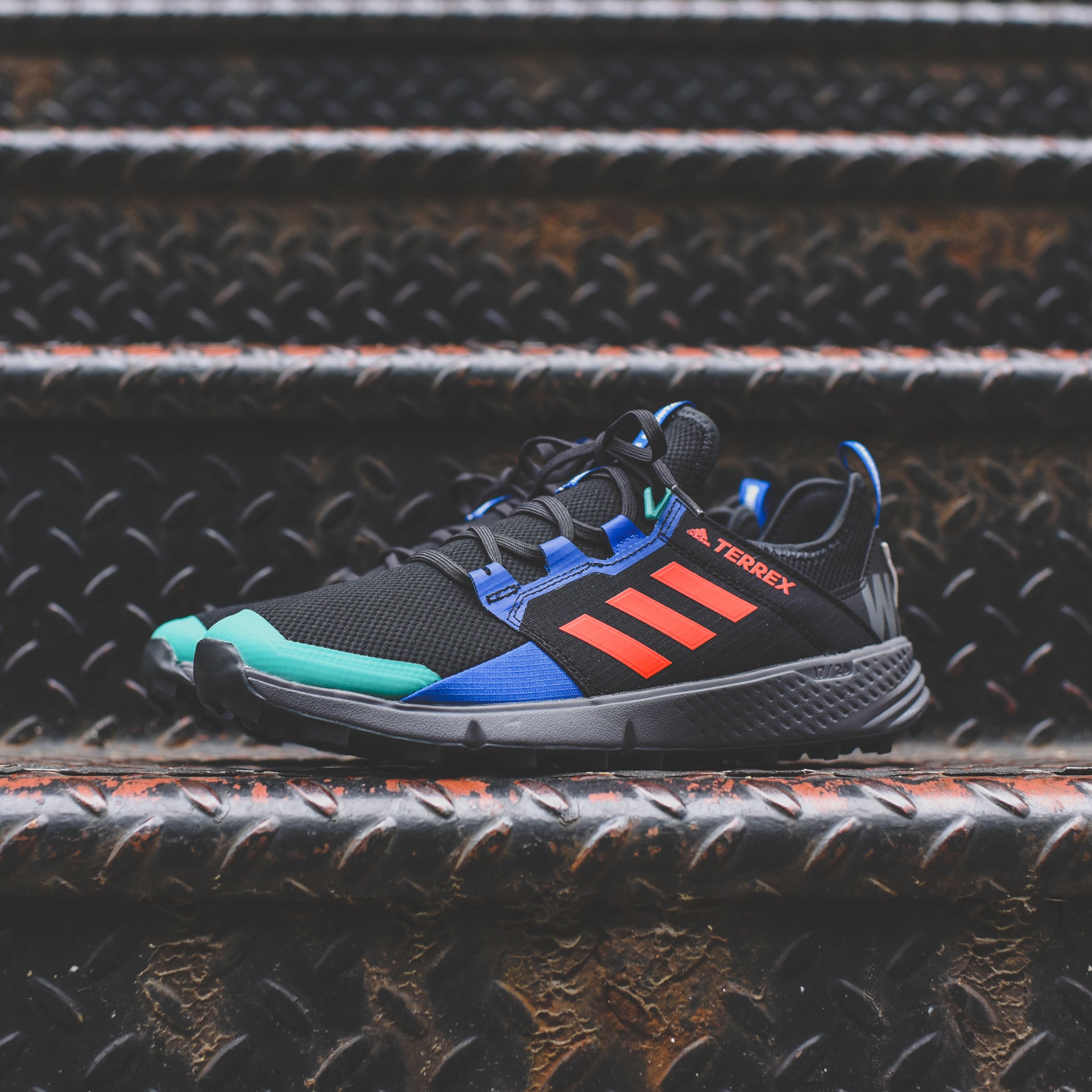 adidas Consortium x White Mountaineering Agravic Speed + - Core Black / Active Orange