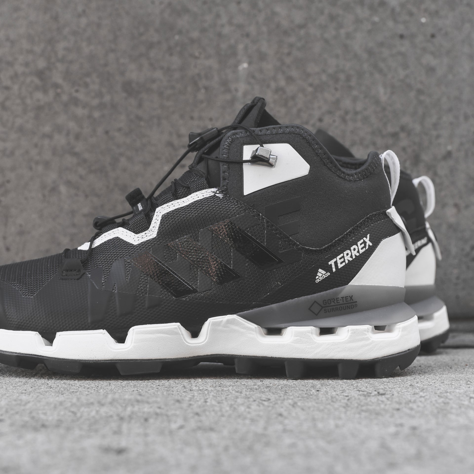 adidas Consortium x White Mountaineering Terrex Fast - Black / White