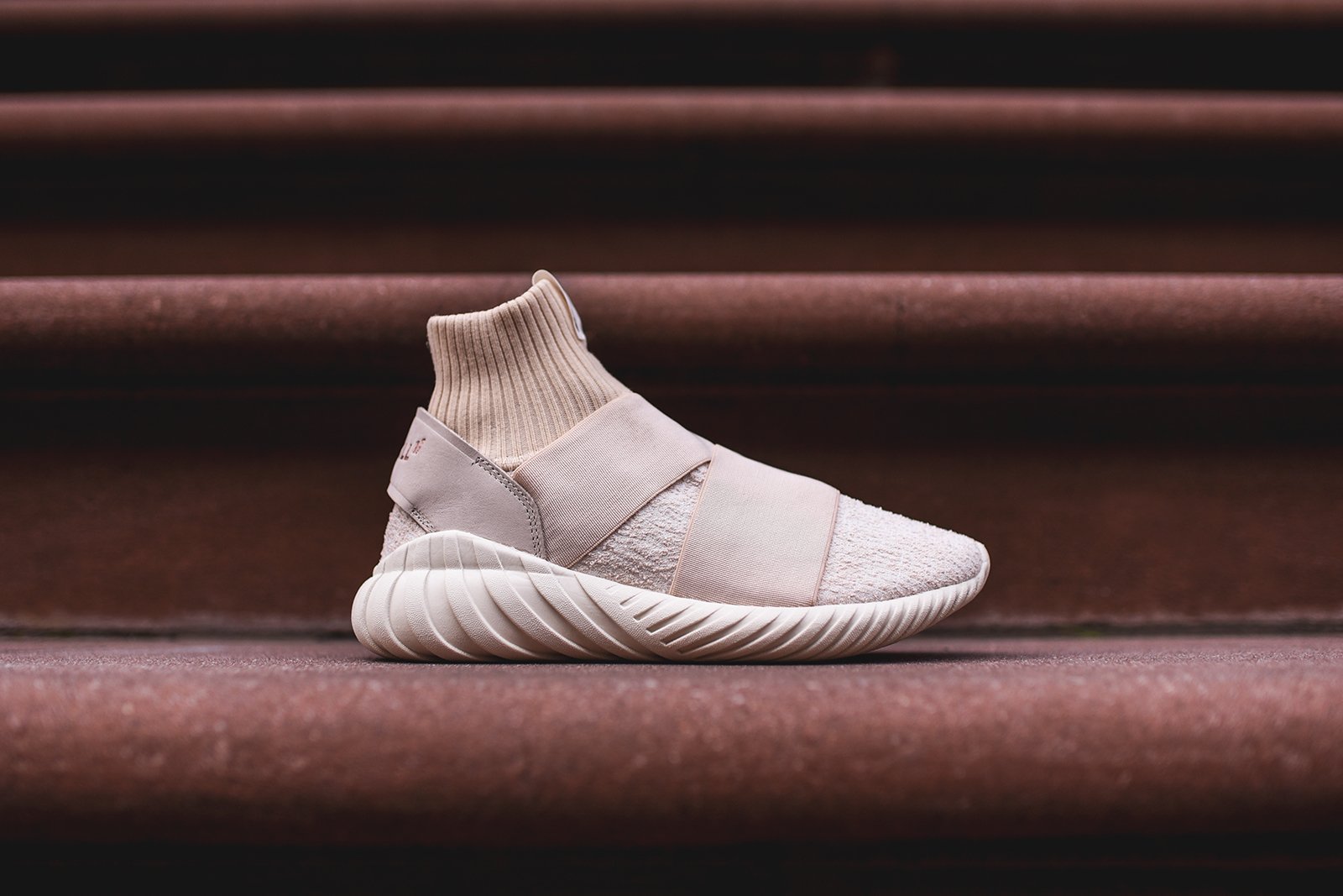 Adidas originals tubular 2025 elastic overkill x fruition