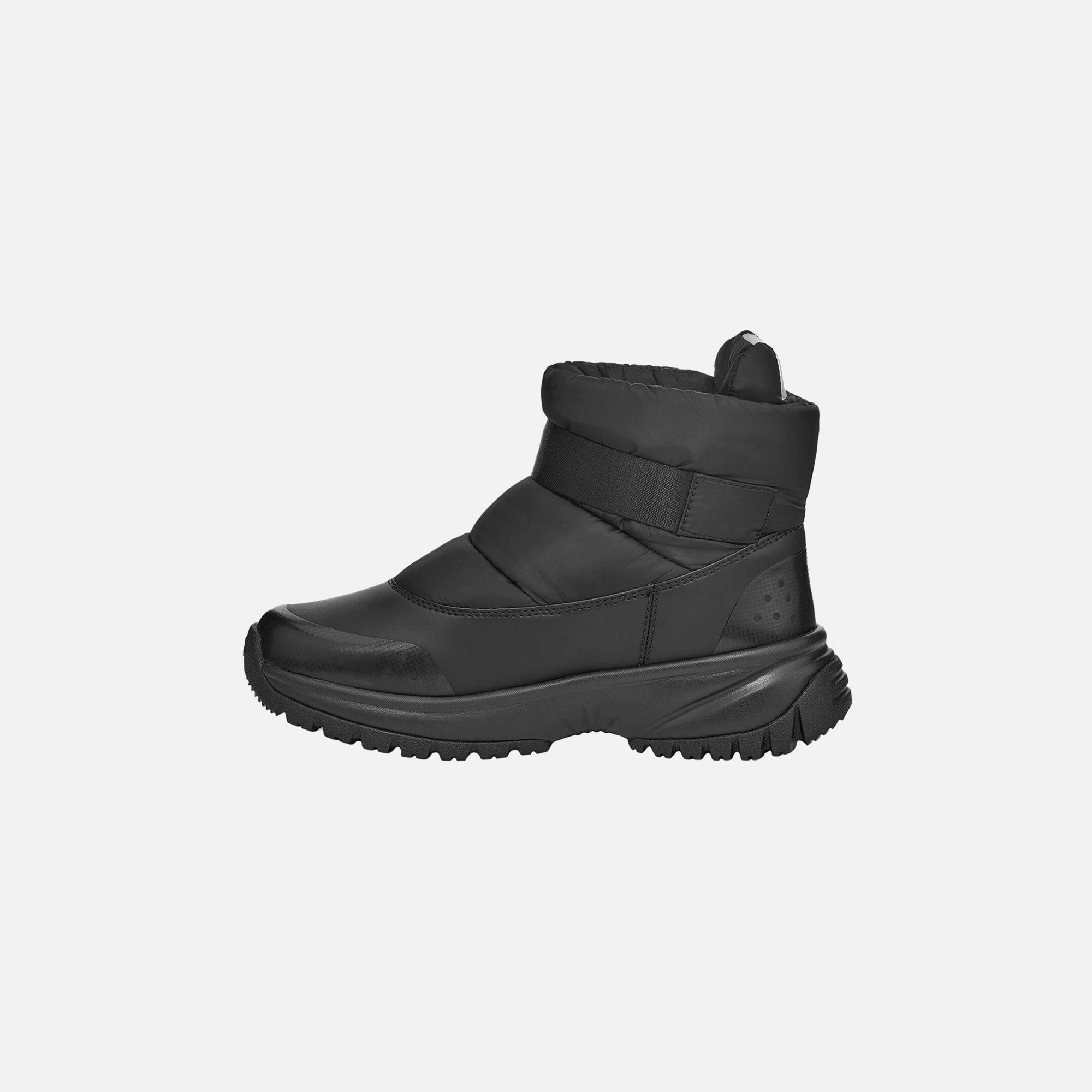 Ugg Yose Puff - Black – Kith
