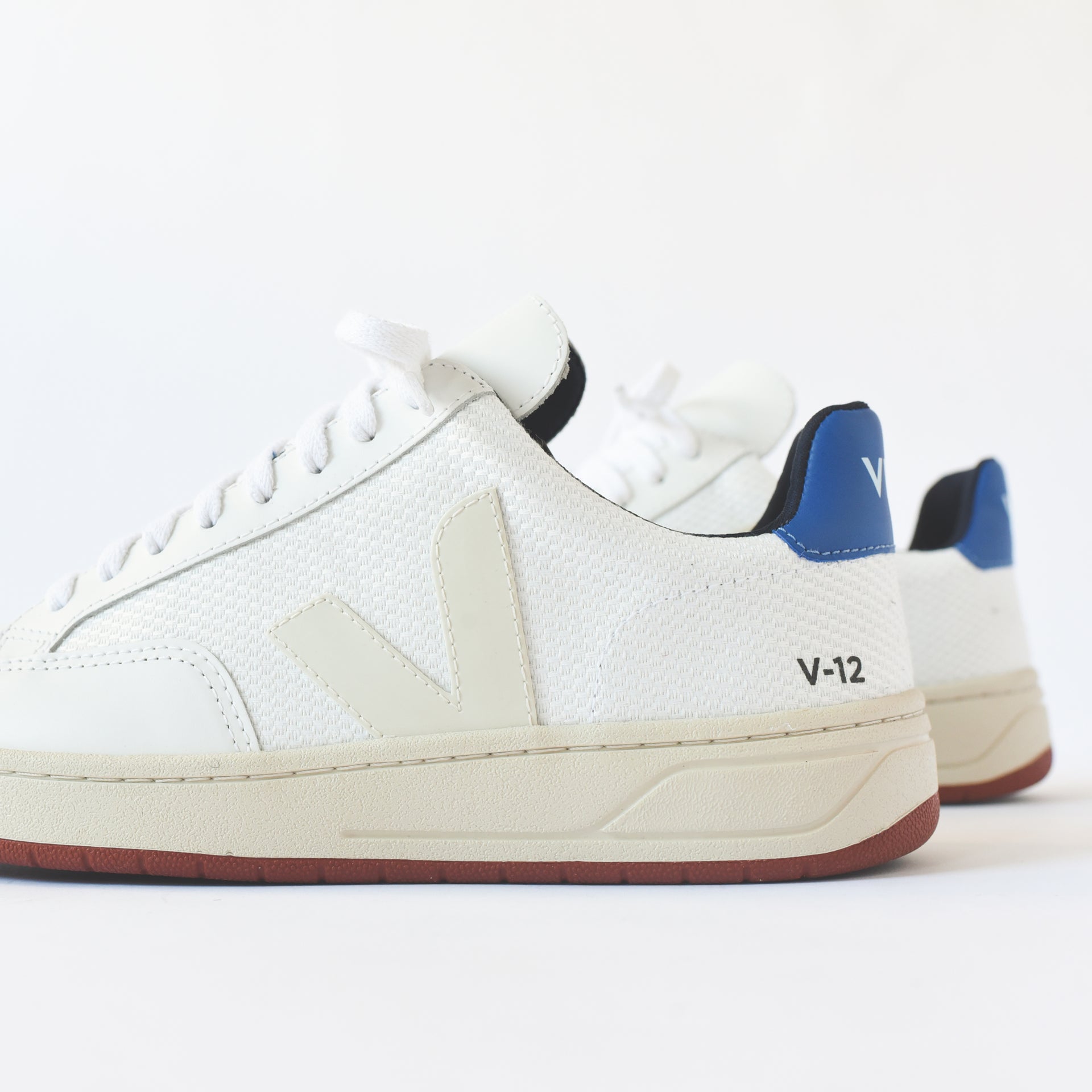 Veja V-12 Bastille - White / Indigo / Rust