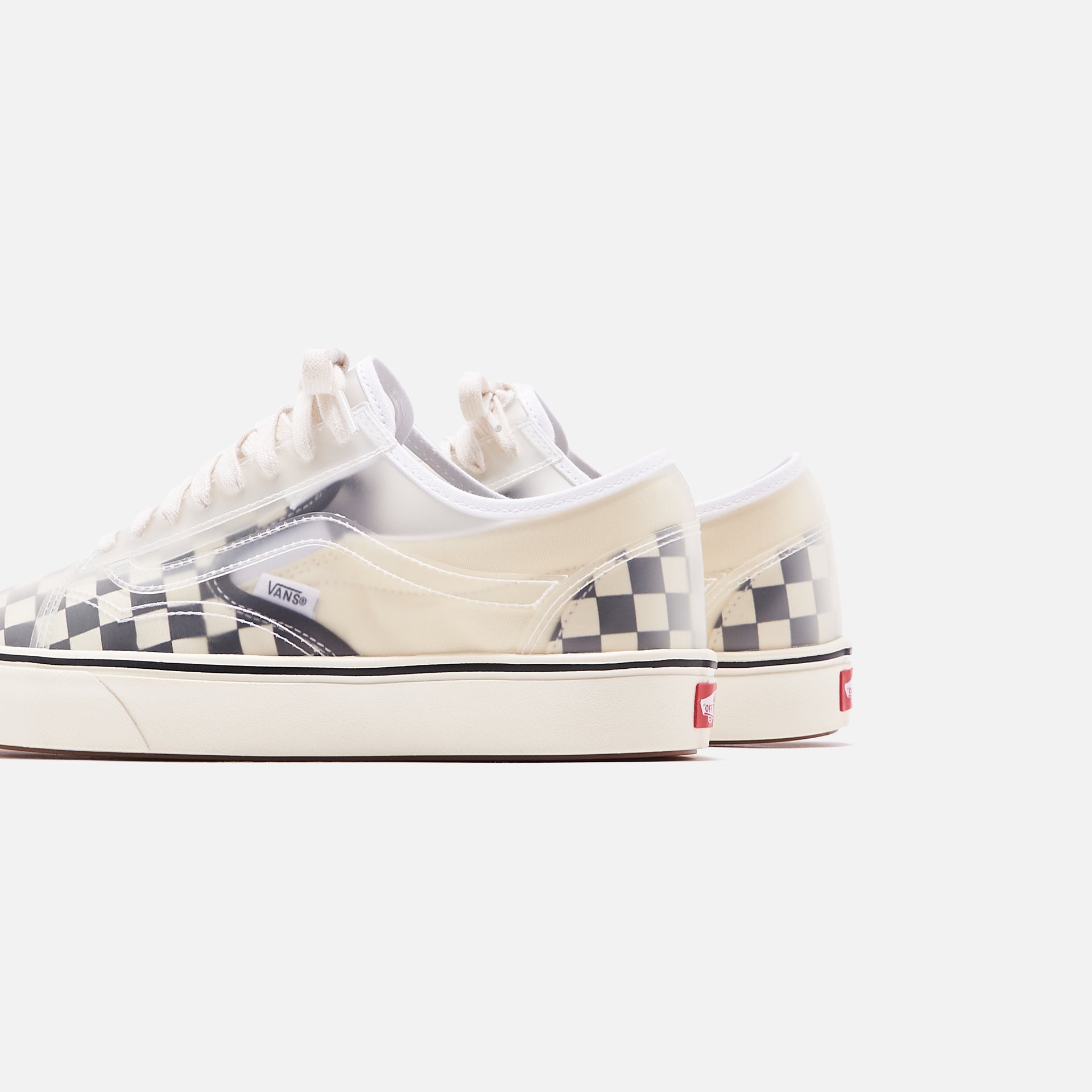 Vans Comfycush Slip Skool - Black / White