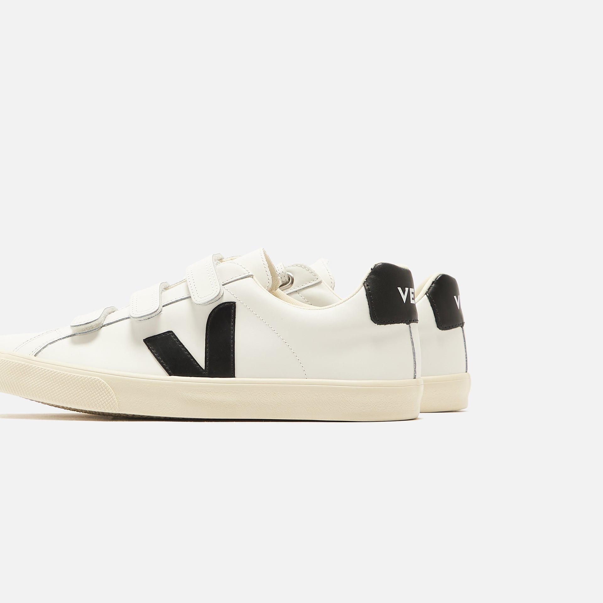 Veja 3-Lock Logo - Extra White / Black