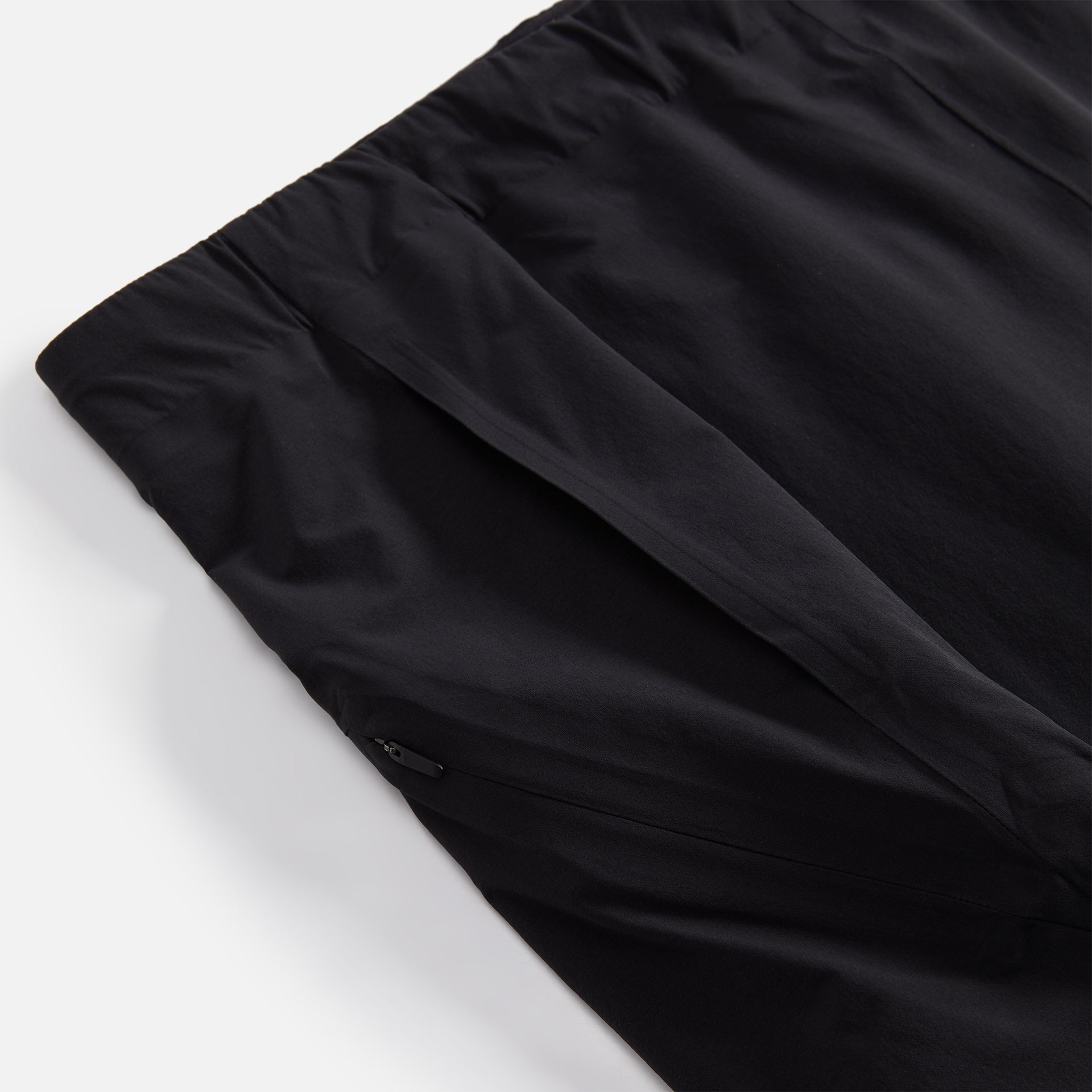 Veilance Secant Comp Short - Black