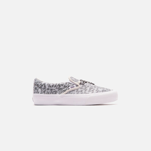 Vans Vault x Needles UA Classic Slip-On - White / Zebra