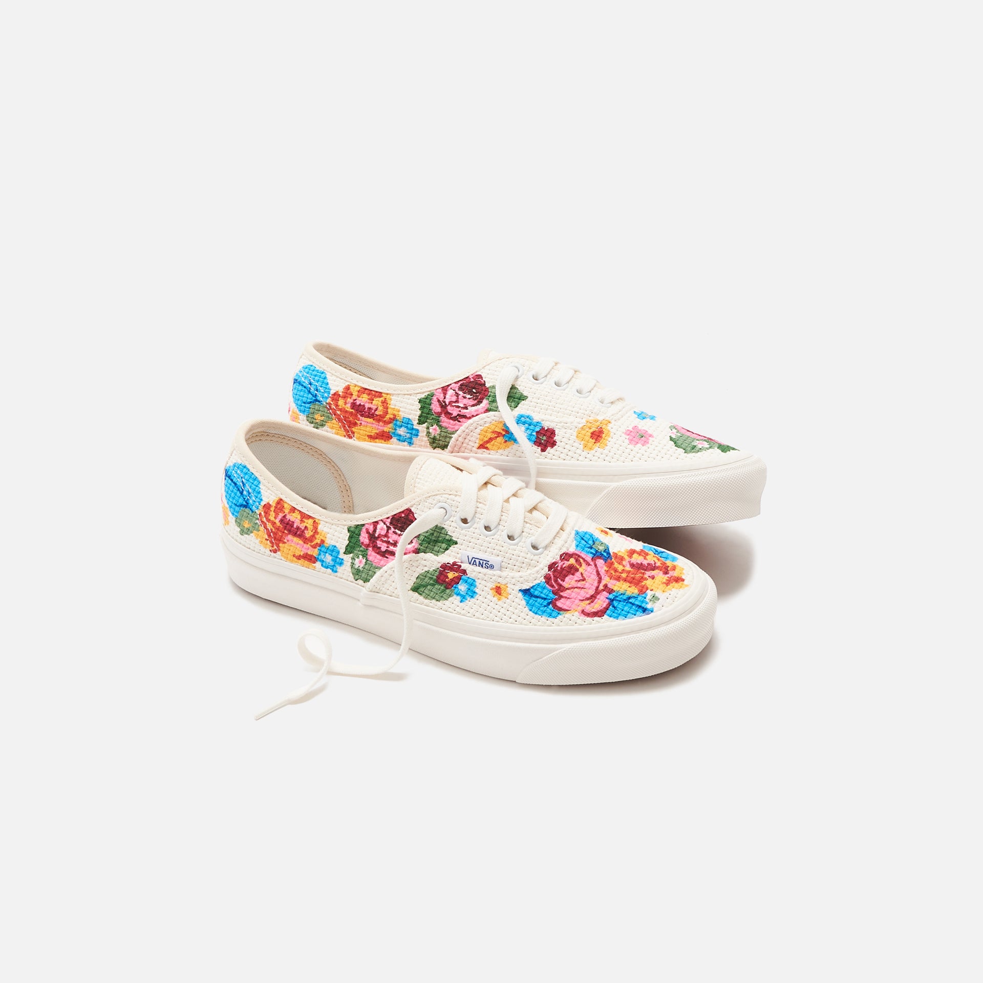 Vans Needlepoint Authentic 44 DX - Floral