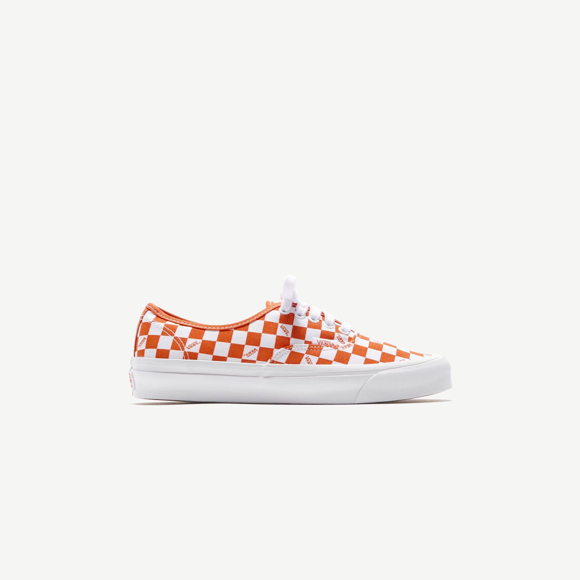 全国組立設置無料 【新品】VAULT OG LX BY Vault VANS Authentic White