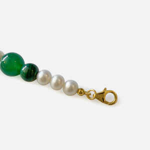 VEERT Freshwater Pearl Onyx Malachite Necklace - Green / White