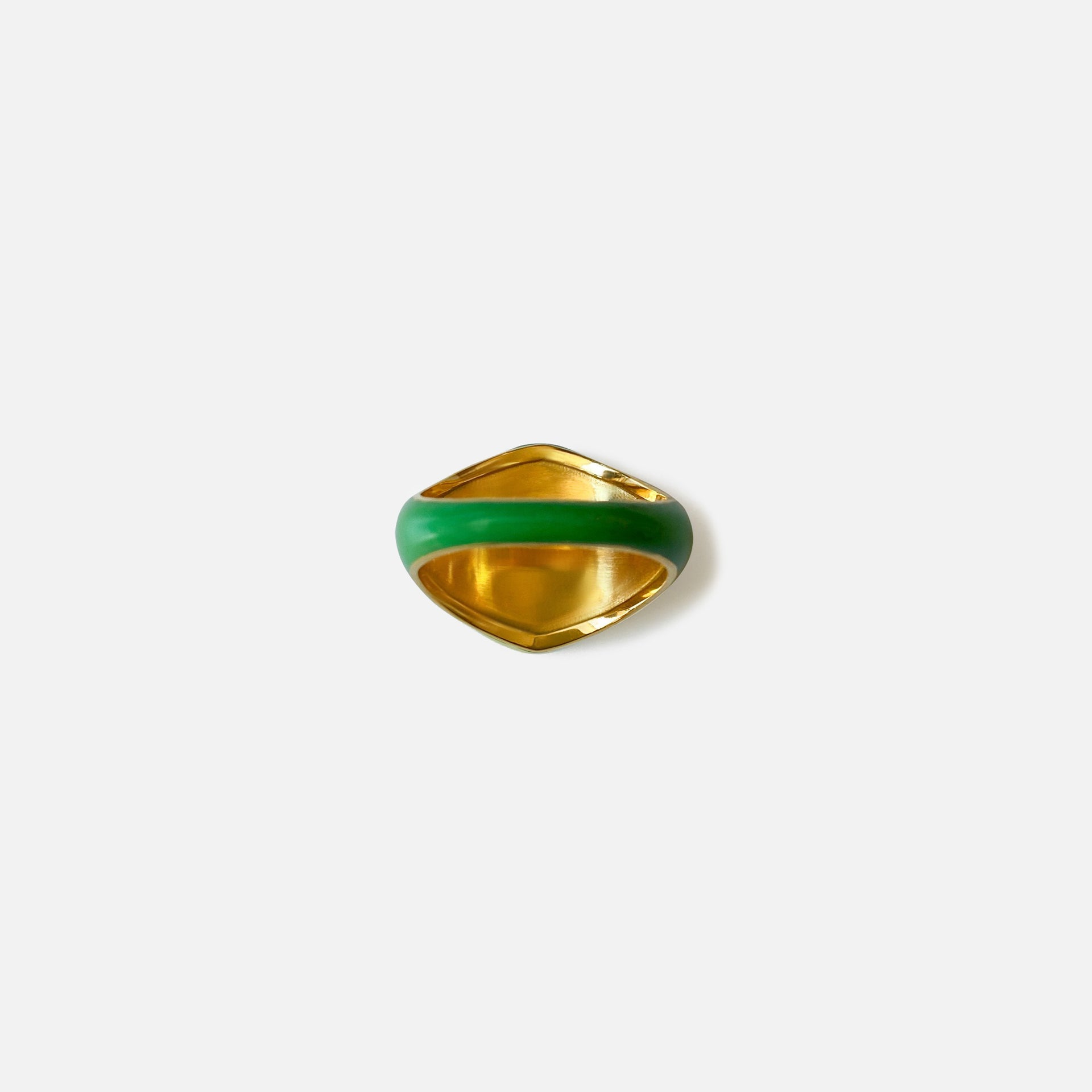 VEERT Enamel Round Signet Ring - Green